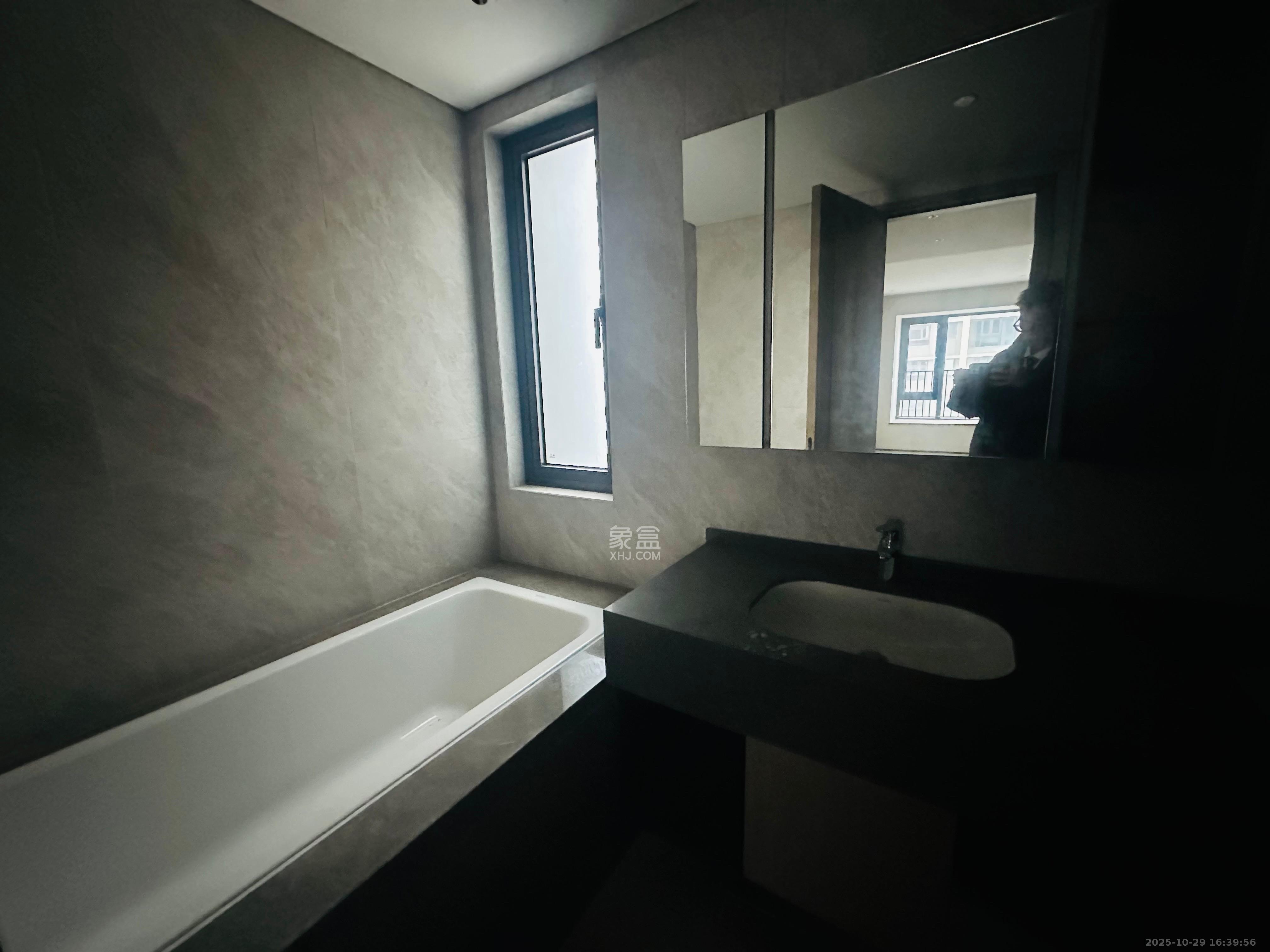 长沙悦府(华润万象城)  4室2厅3卫    12000.0元/月 长沙悦府(华润万象城)  4室2厅3卫    12000.0元/月室内图