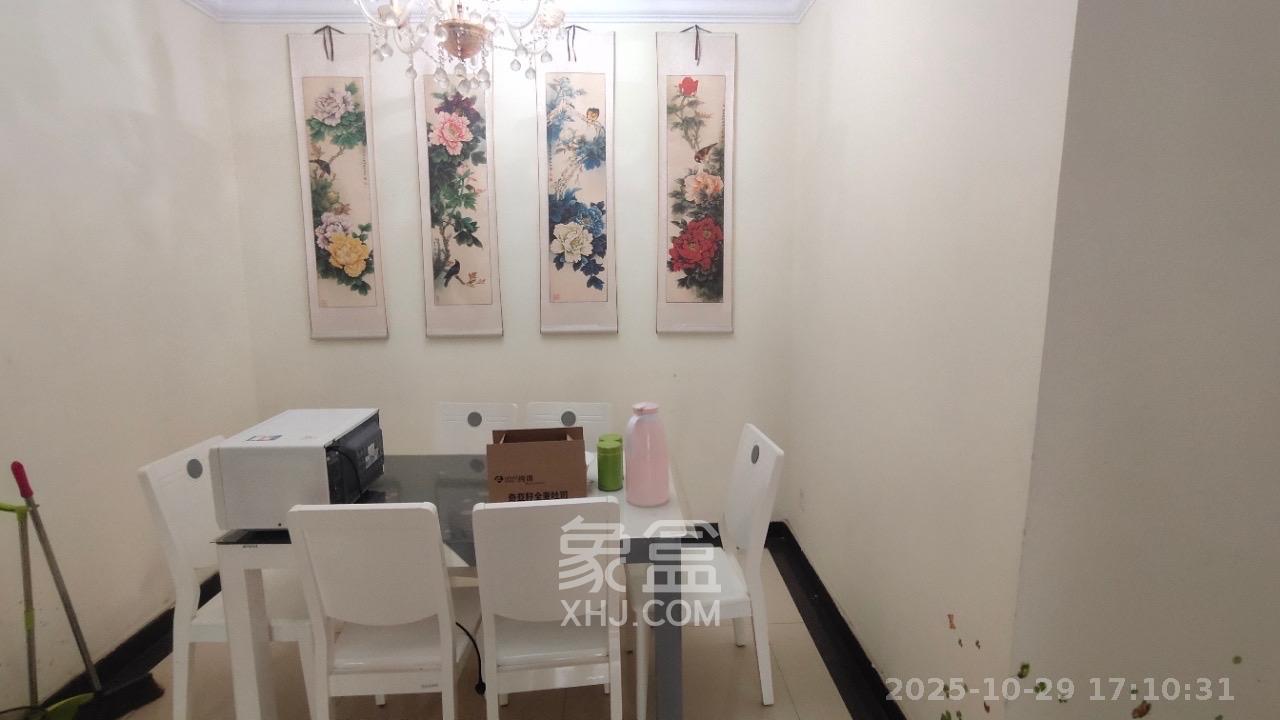 恒大雅苑  1室2厅1卫    2500.0元/月室内图