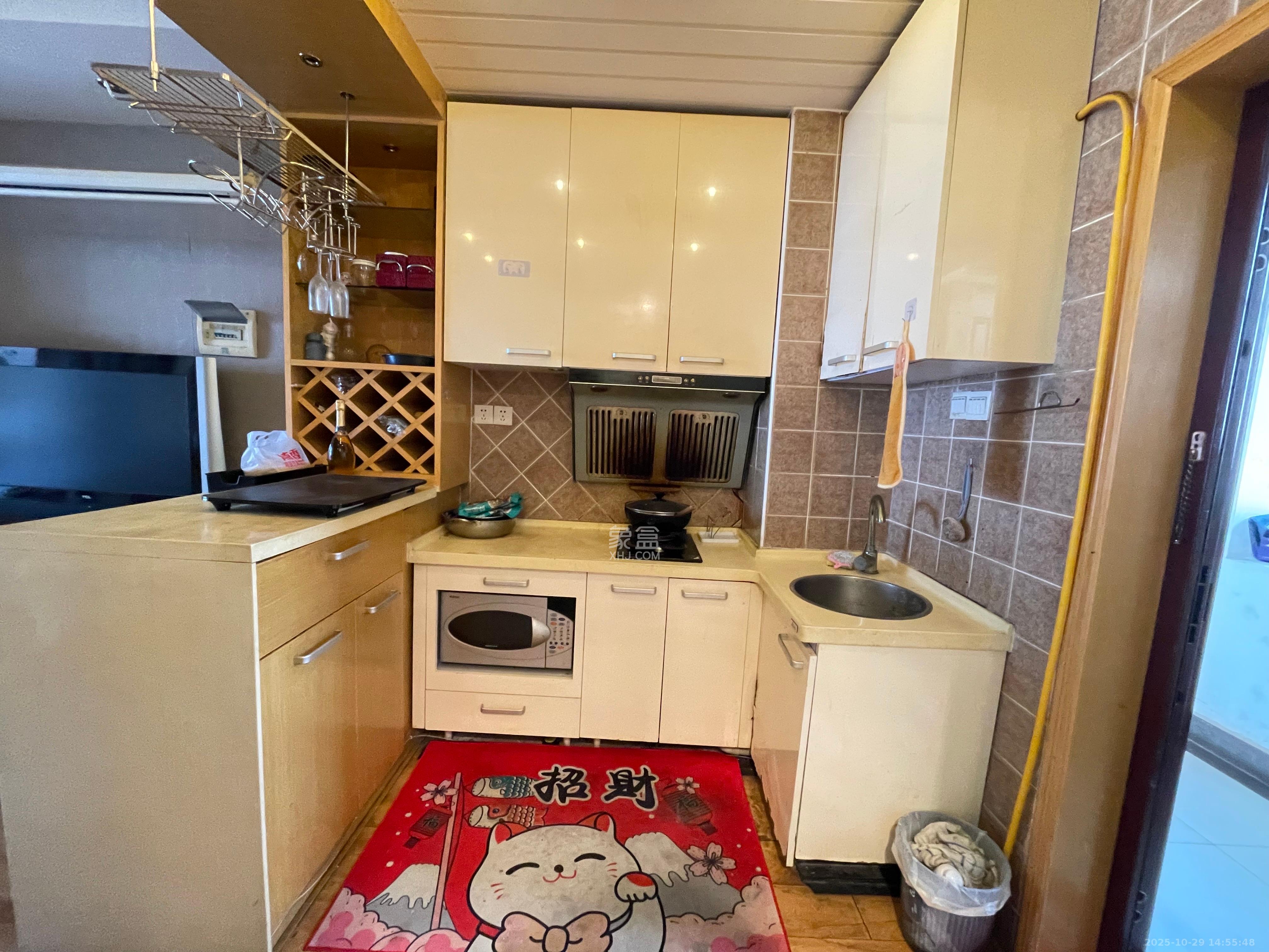 城南郡  1室1厅1卫    1500.0元/月室内图