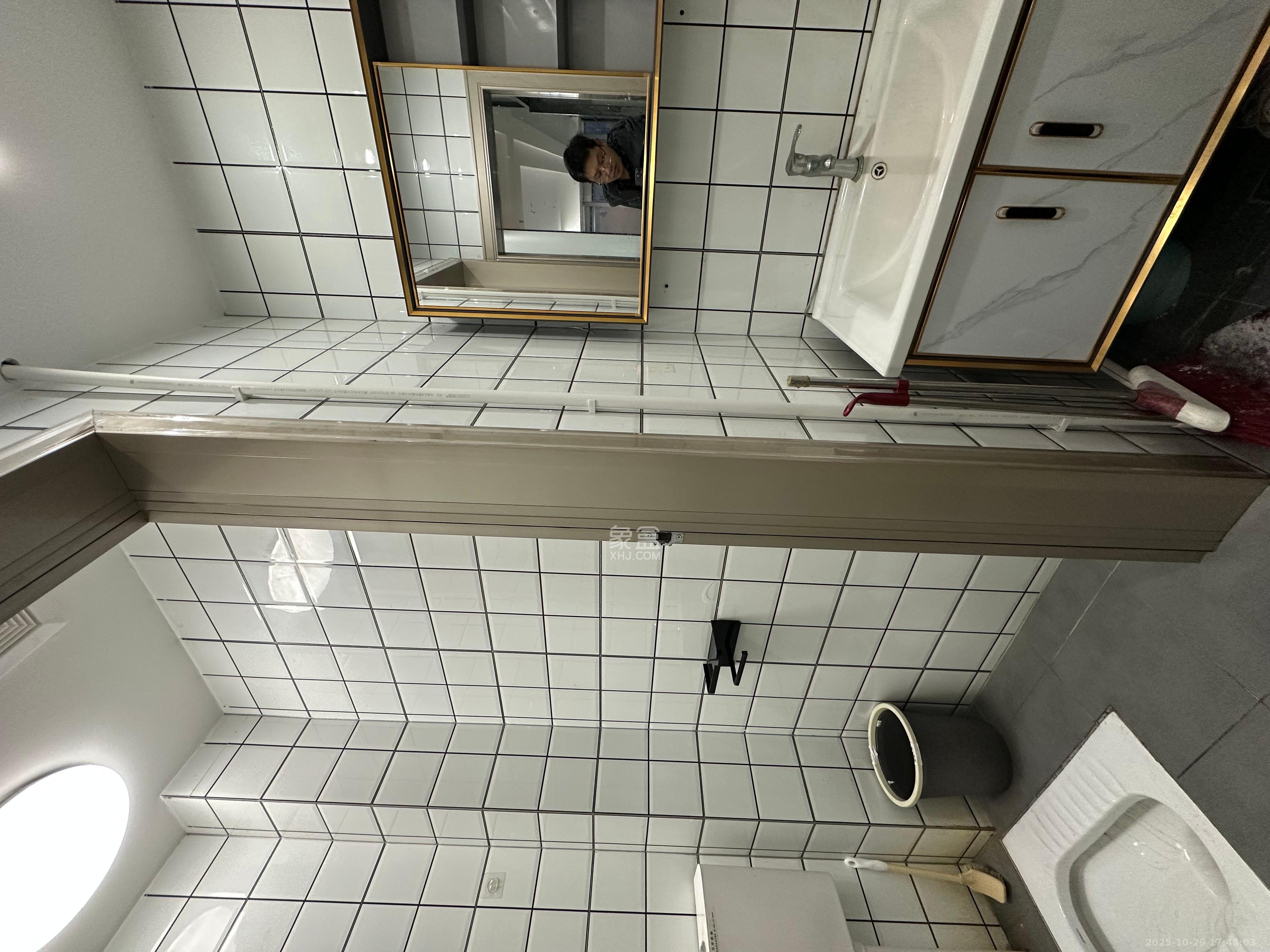 北辰三角洲A3区北辰国荟   130.0㎡      7500.0元/月室内图