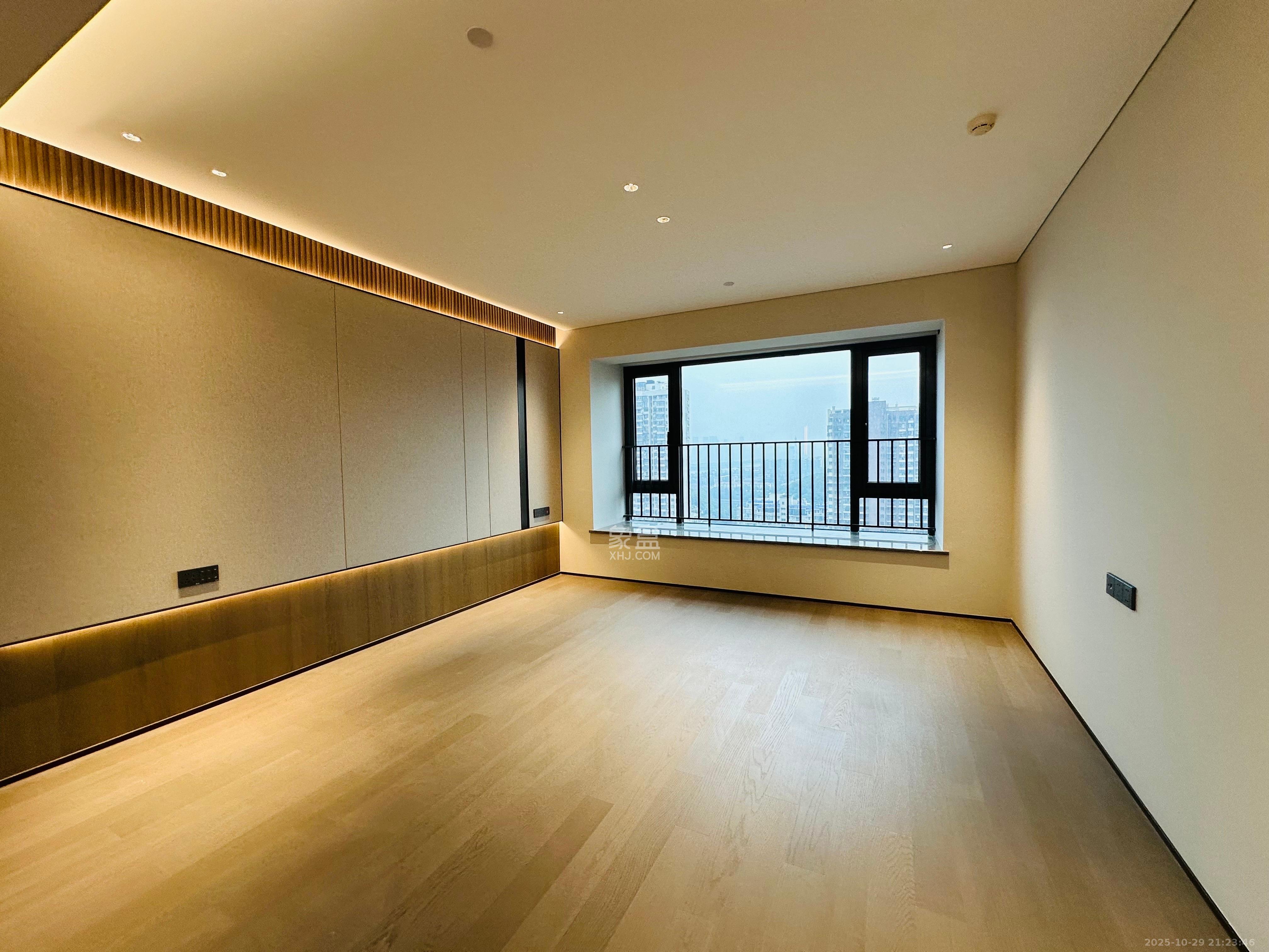 长沙悦府(华润万象城) 4室2厅1卫 14000.0元/月 长沙悦府(华润万象城) 4室2厅1卫 14000.0元/月室内图