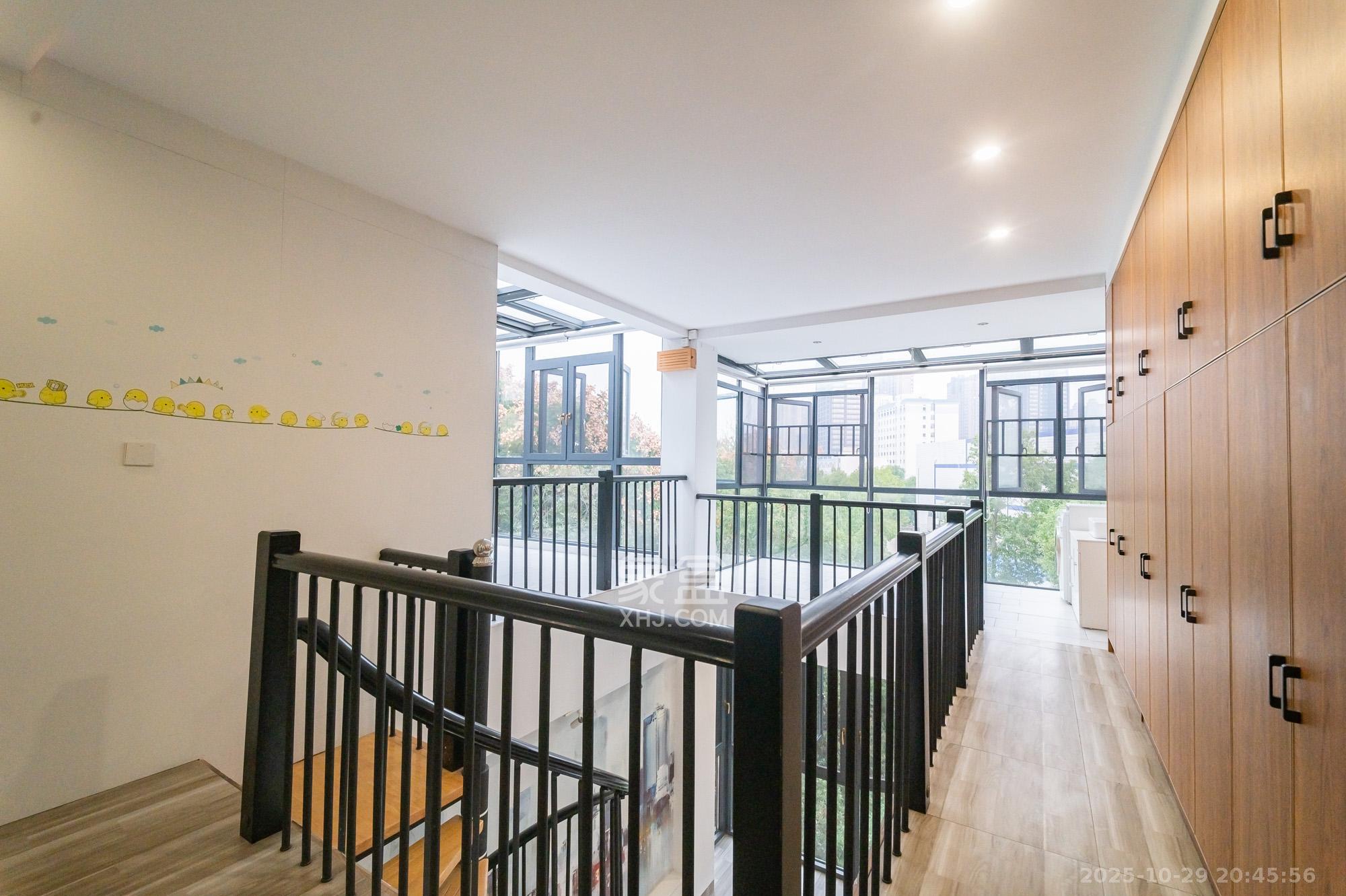 山水芙蓉国际新城 4室2厅2卫 81.8万 山水芙蓉国际新城 4室2厅2卫 81.8万其他