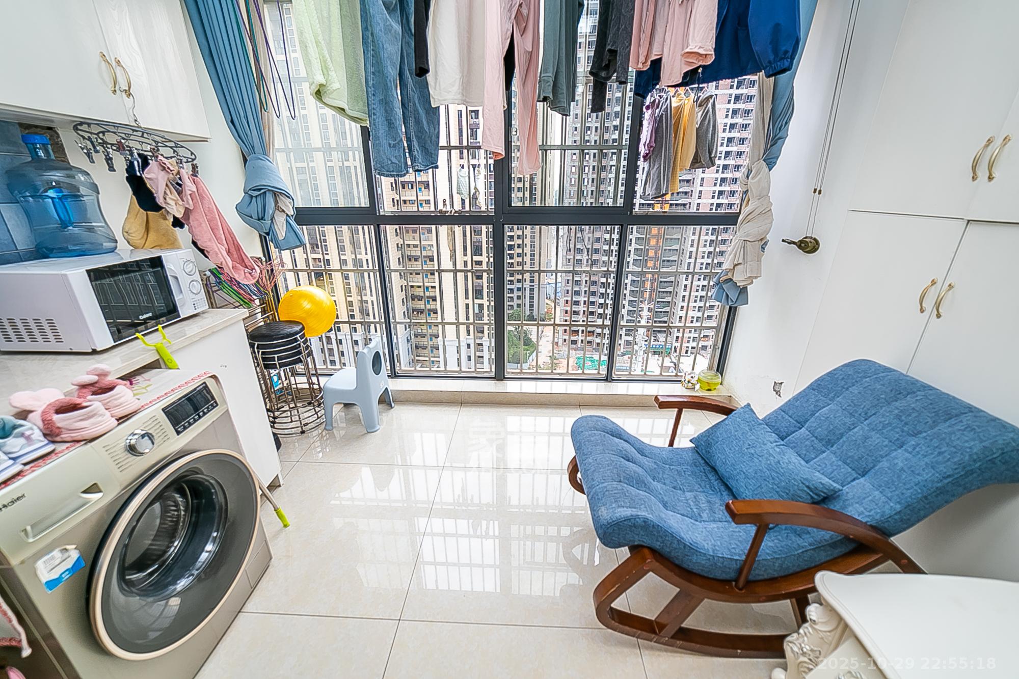 乾城（兴旺乾城）  2室2厅1卫    64.0万阳台