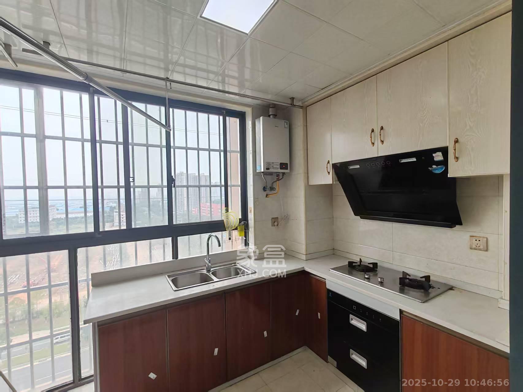 中欣楚天雅郡 1室1厅1卫 1550.0元/月 中欣楚天雅郡 1室1厅1卫 1550.0元/月室内图