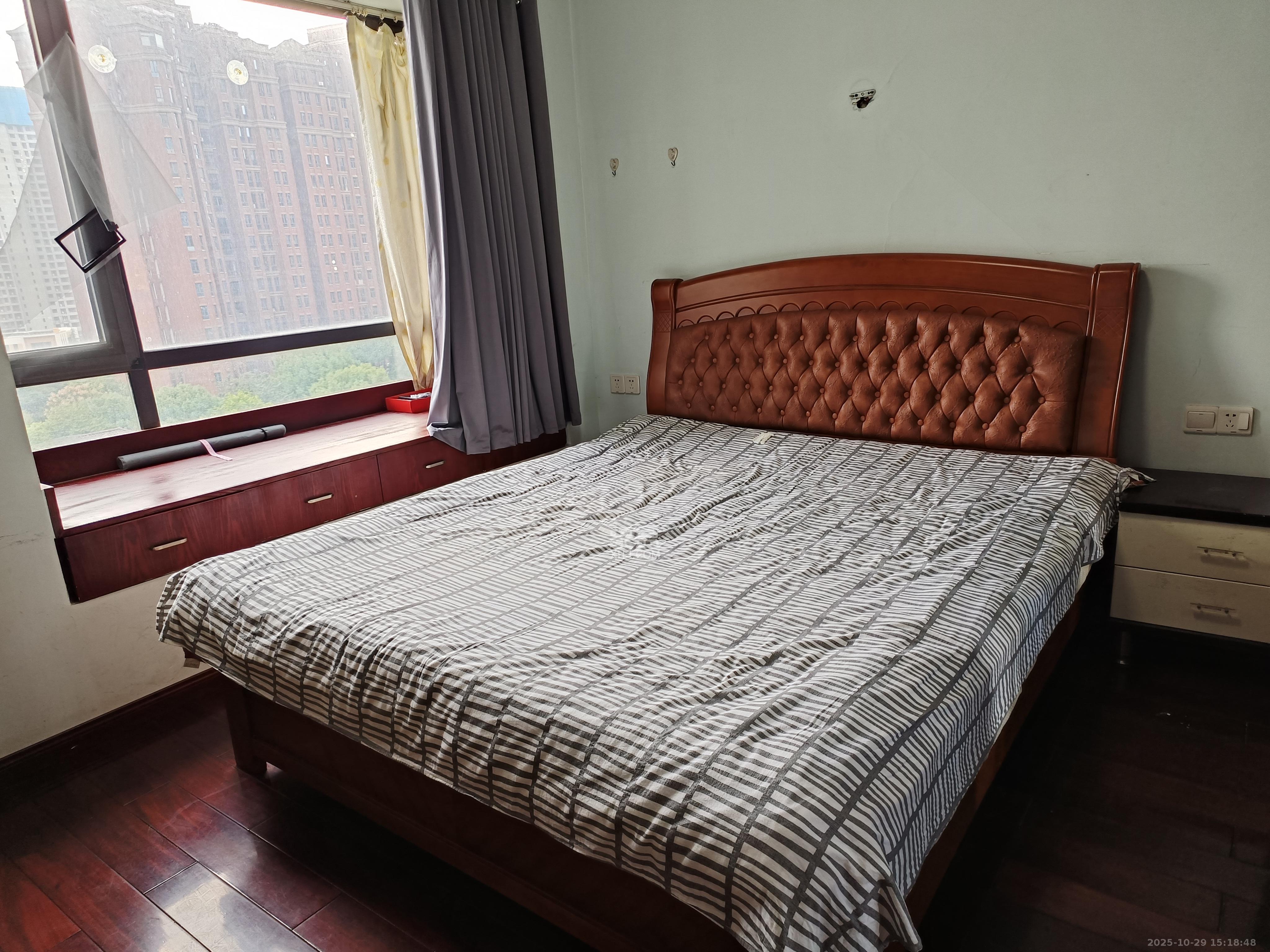 茂华国际湘 2室2厅1卫 2300.0元/月 茂华国际湘 2室2厅1卫 2300.0元/月室内图