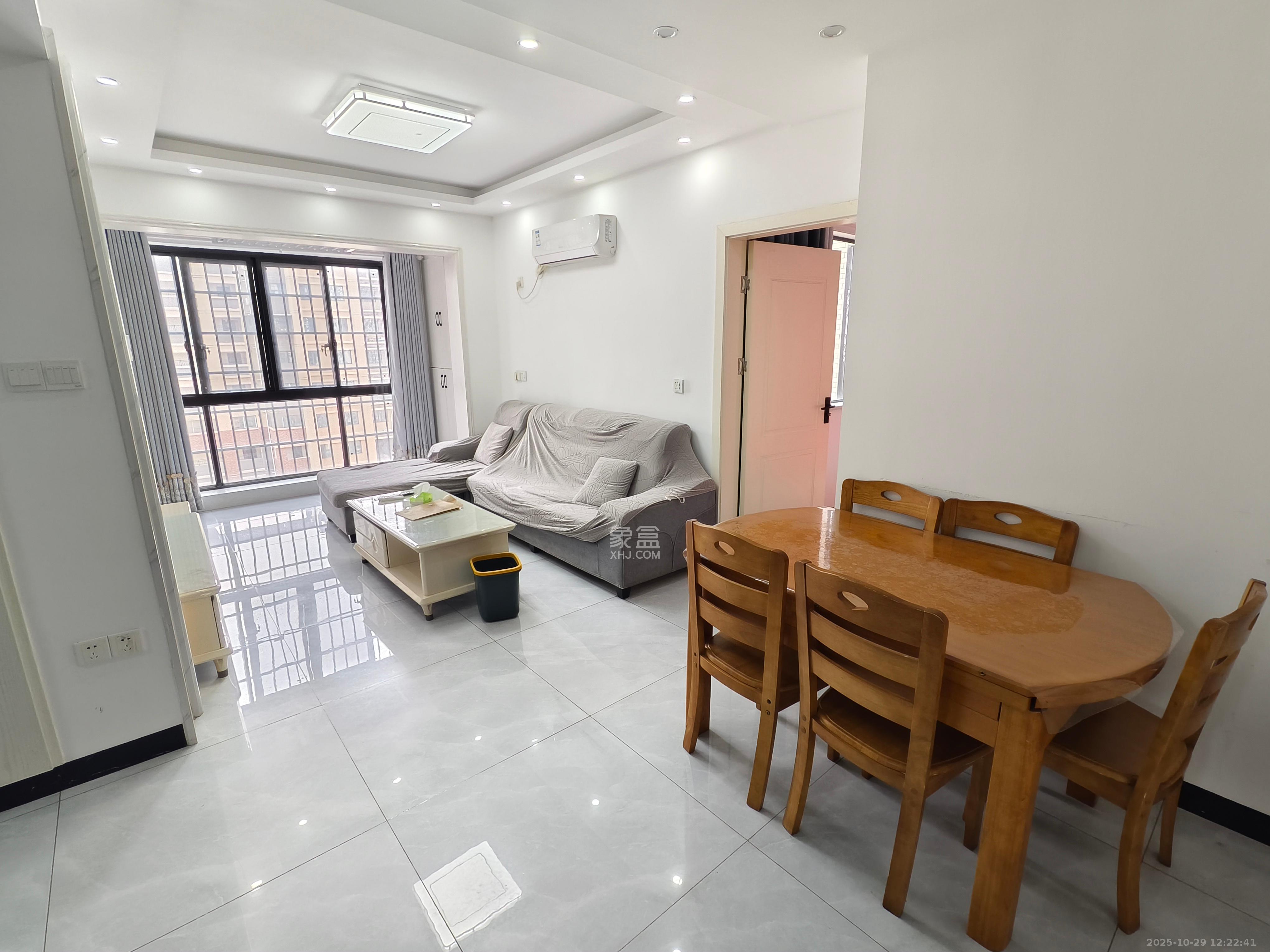 深业喜汇  2室1厅1卫    1900.0元/月 深业喜汇  2室1厅1卫    1900.0元/月室内图