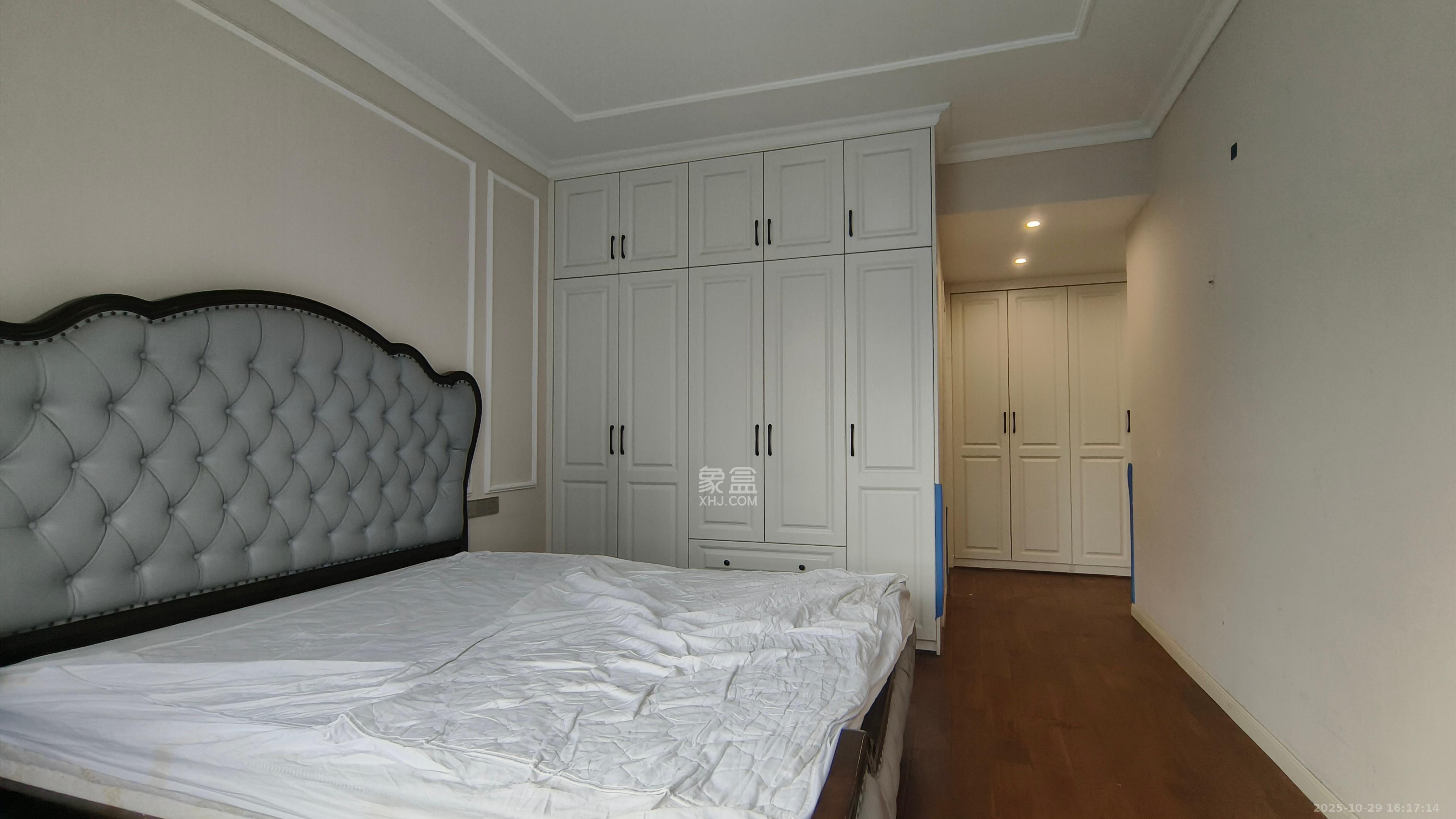 锦天金岸雅苑  4室2厅2卫    4000.0元/月 锦天金岸雅苑  4室2厅2卫    4000.0元/月室内图