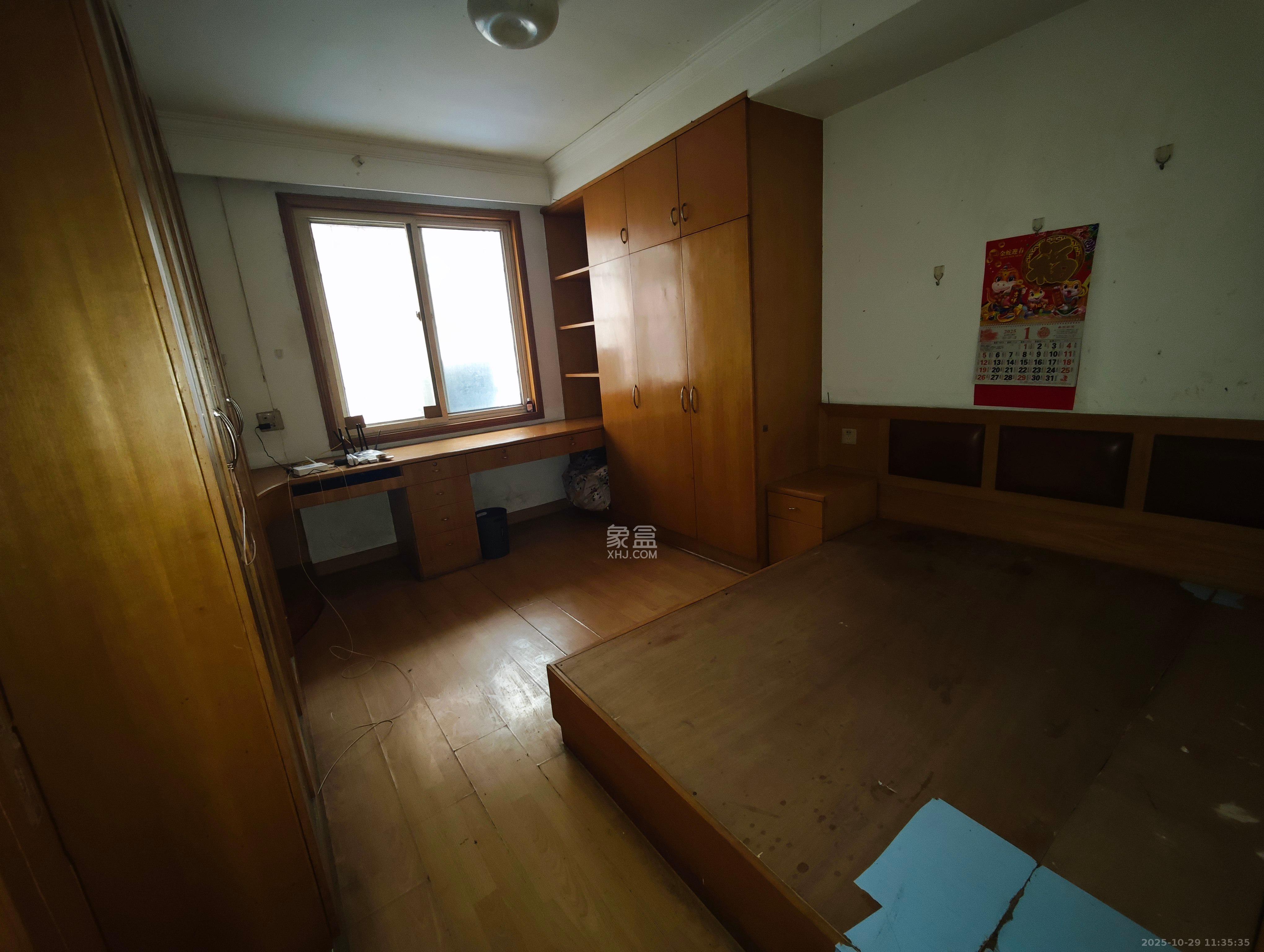 戥子桥散盘 4室1厅2卫 1800.0元/月 戥子桥散盘 4室1厅2卫 1800.0元/月室内图