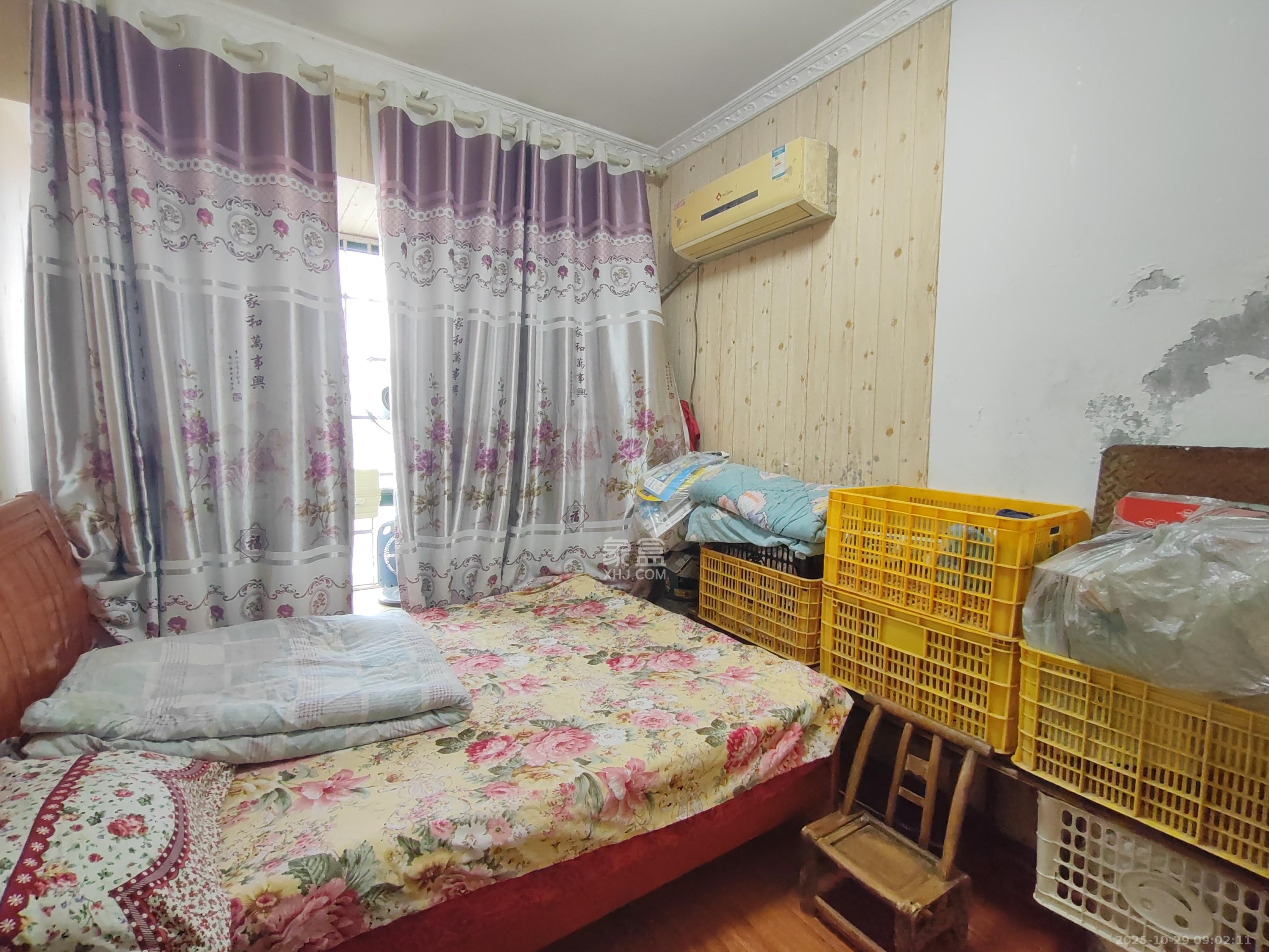 洋湖时代 3室1厅1卫 2300.0元/月 洋湖时代 3室1厅1卫 2300.0元/月室内图