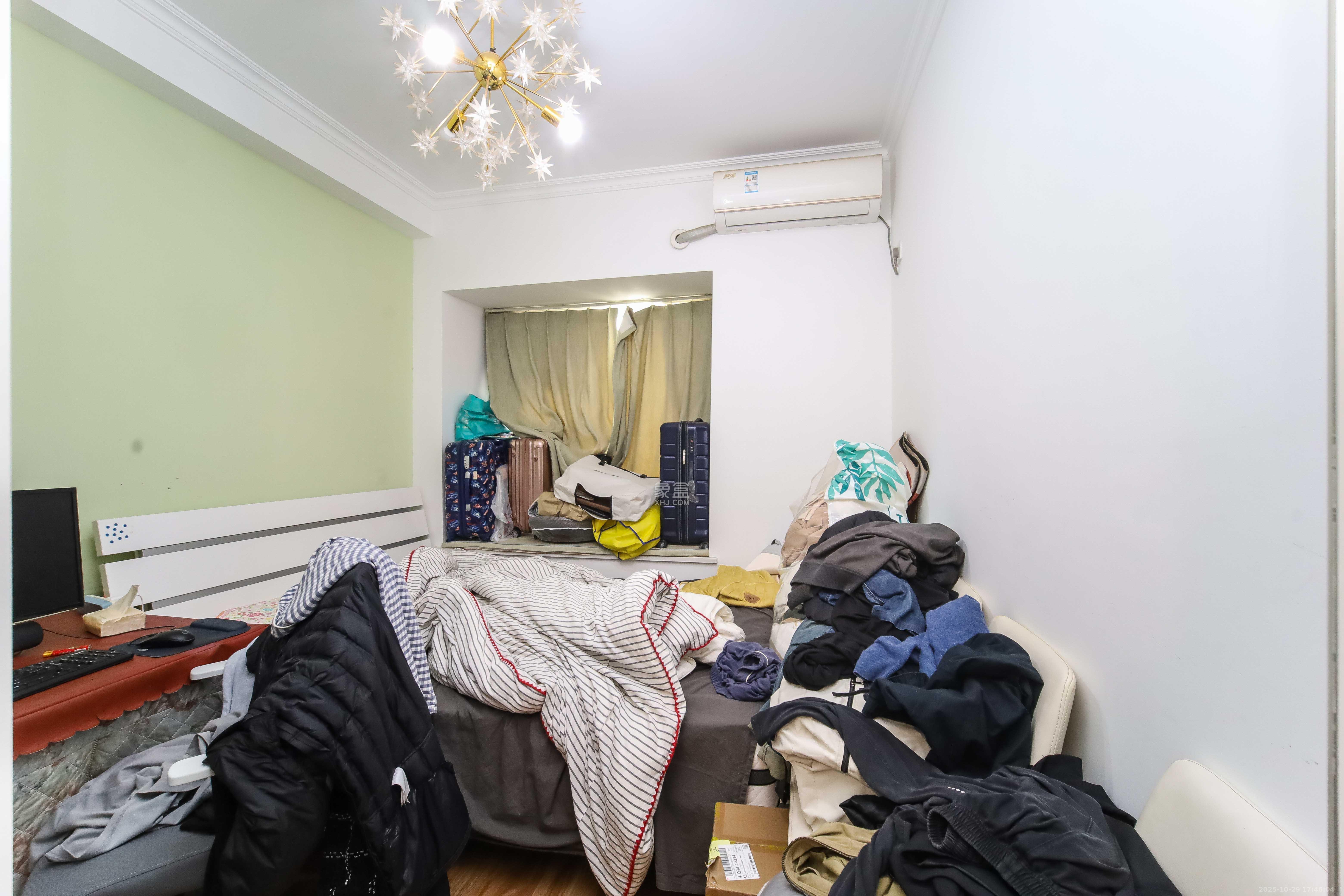 金地格林公馆 3室2厅1卫 145.0万 金地格林公馆 3室2厅1卫 145.0万卧室