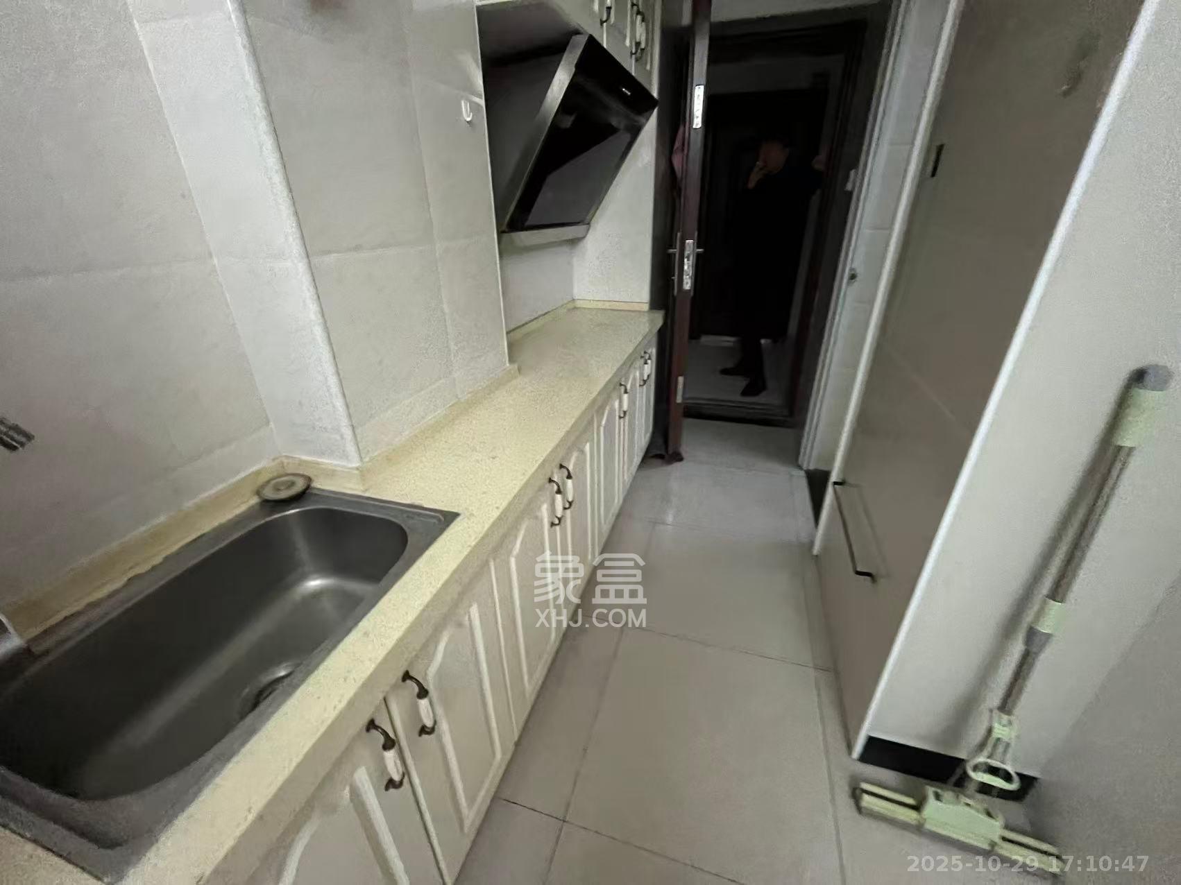 惠通才郡  1室1厅1卫    1700.0元/月 惠通才郡  1室1厅1卫    1700.0元/月室内图