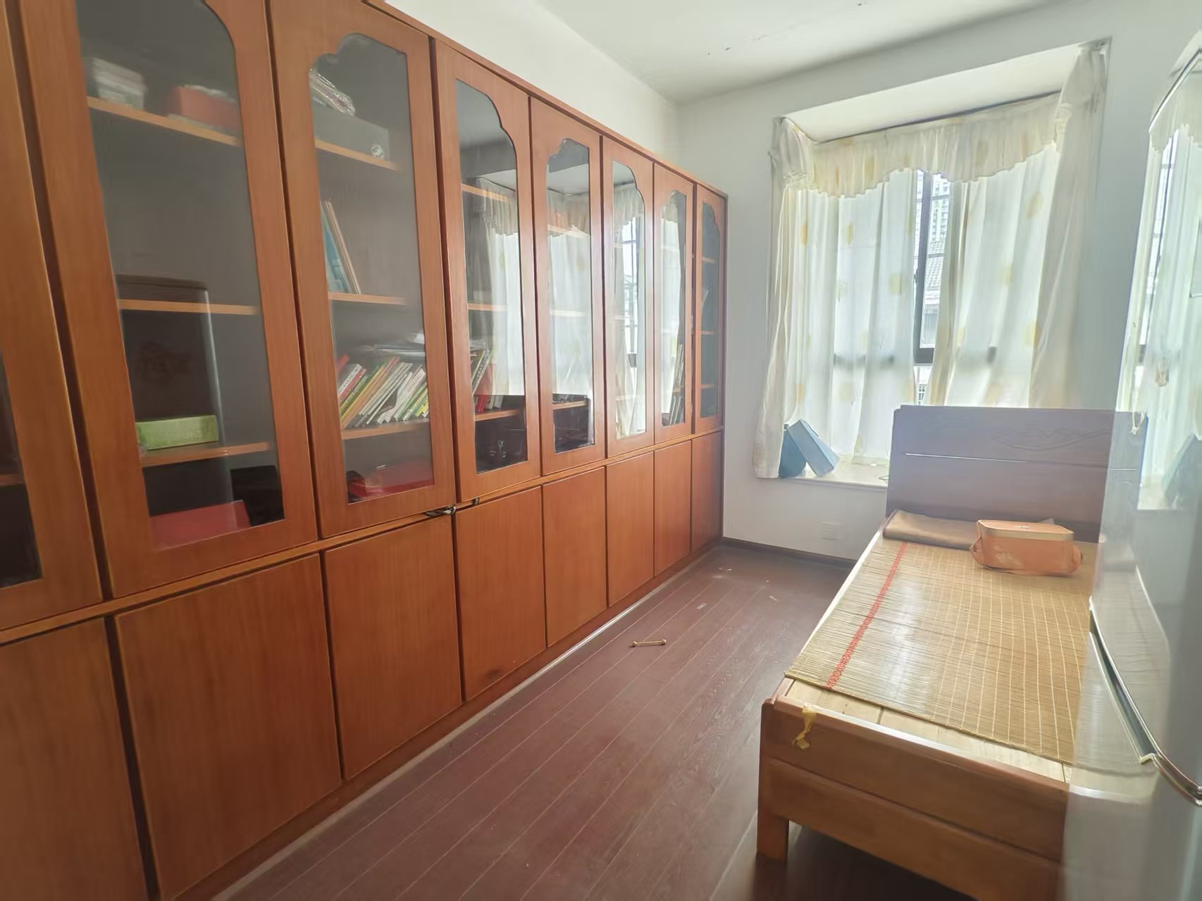 慧泽园（城院教师新村）  4室2厅2卫    58.8万室内图