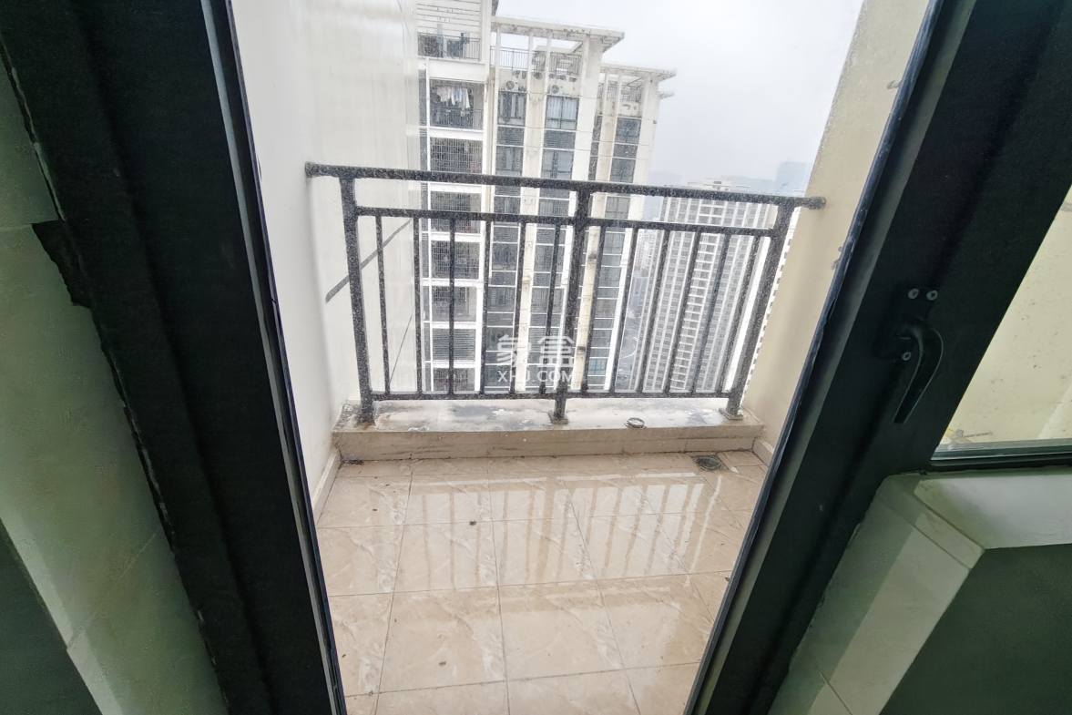 道客和悦嘉园 5室2厅1卫 3000.0元/月 道客和悦嘉园 5室2厅1卫 3000.0元/月室内图