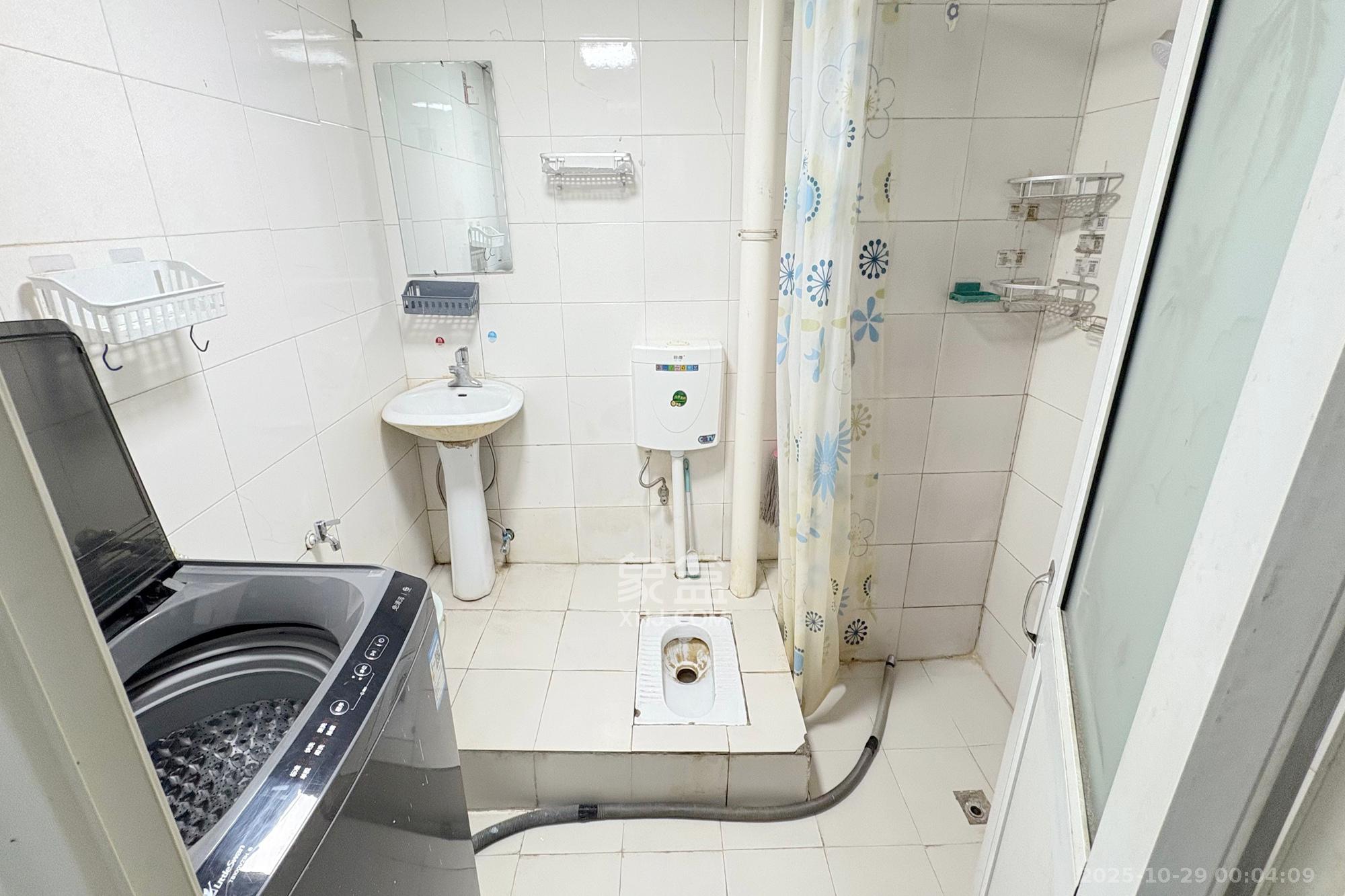 湘聚大厦  1室0厅1卫    21.8万 湘聚大厦  1室0厅1卫    21.8万卫生间