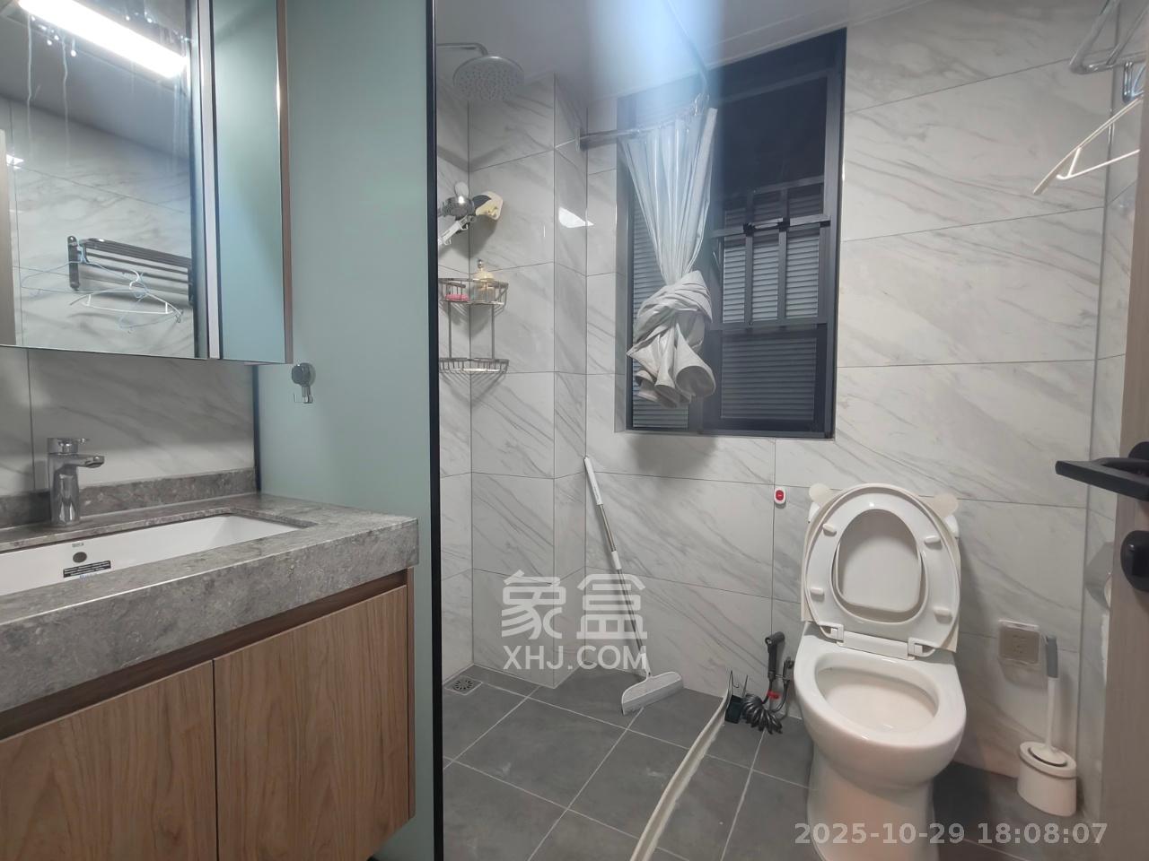 梦想新天地  3室2厅2卫    3200.0元/月室内图