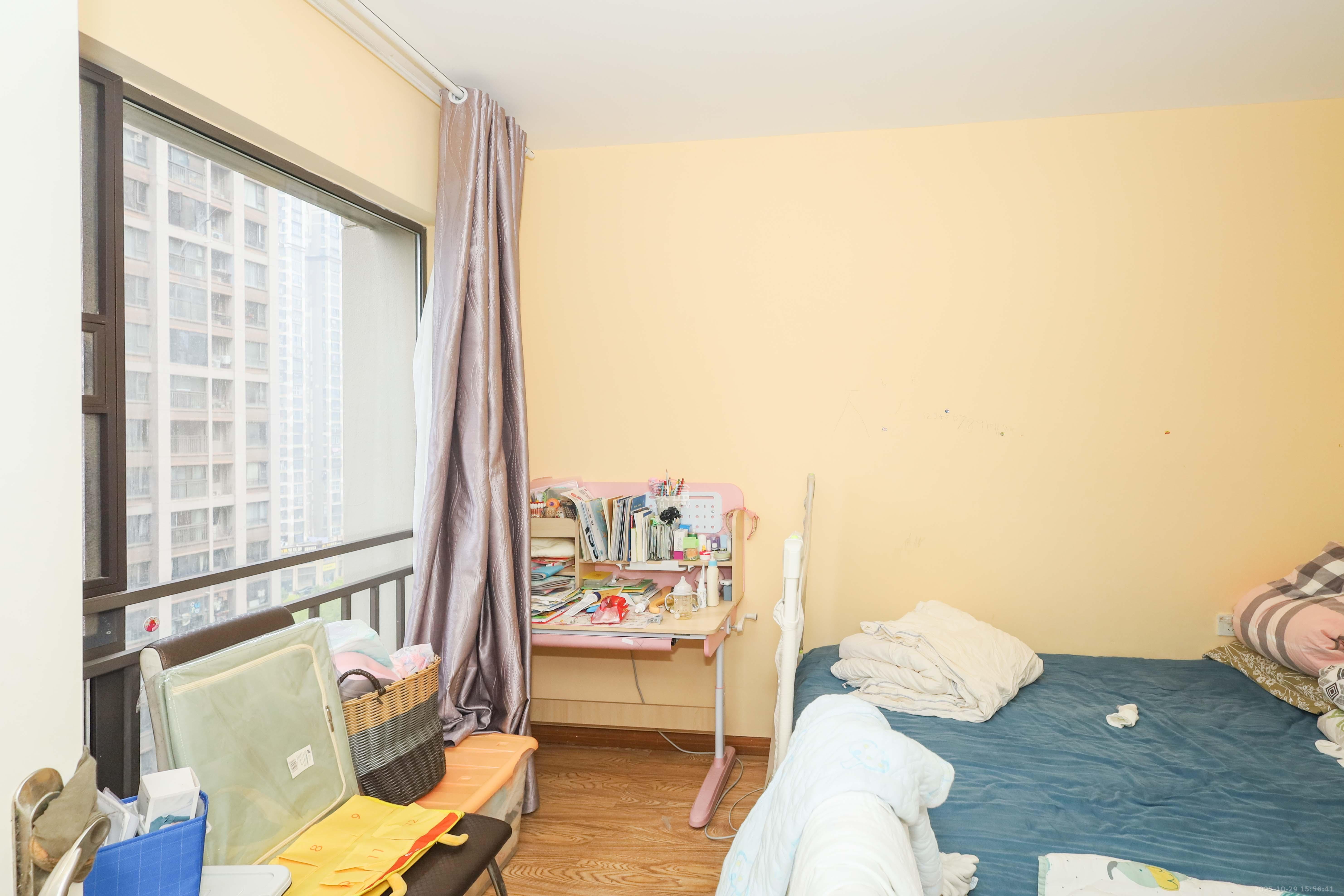 旭辉御府  3室2厅1卫    105.0万 旭辉御府  3室2厅1卫    105.0万卧室