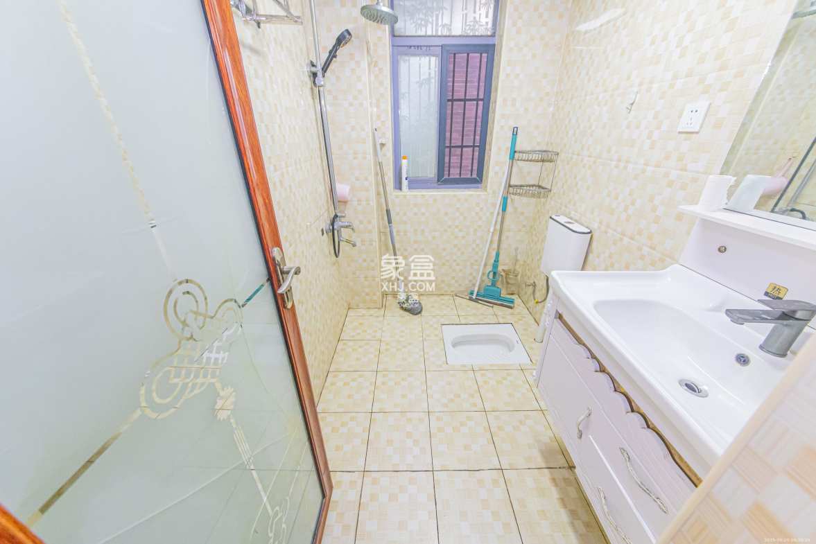 夏威夷碧水春城(碧桂园城市花园) 3室2厅1卫 2300.0元/月 夏威夷碧水春城(碧桂园城市花园) 3室2厅1卫 2300.0元/月室内图