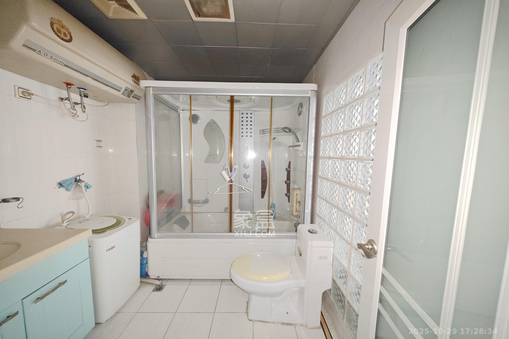 鑫天佳园  4室2厅2卫    118.0万其他