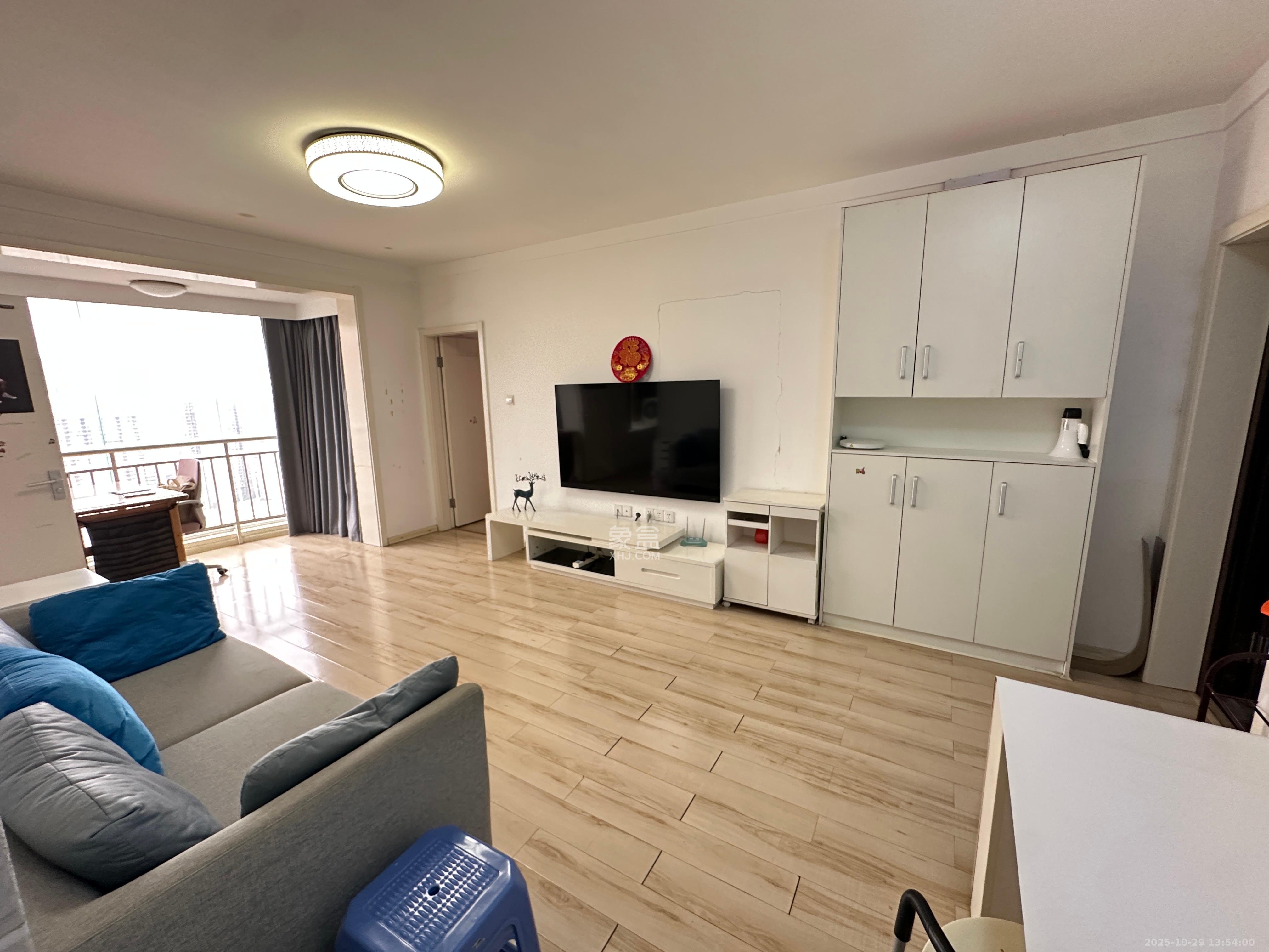 芙蓉公馆  2室2厅1卫    2800.0元/月室内图