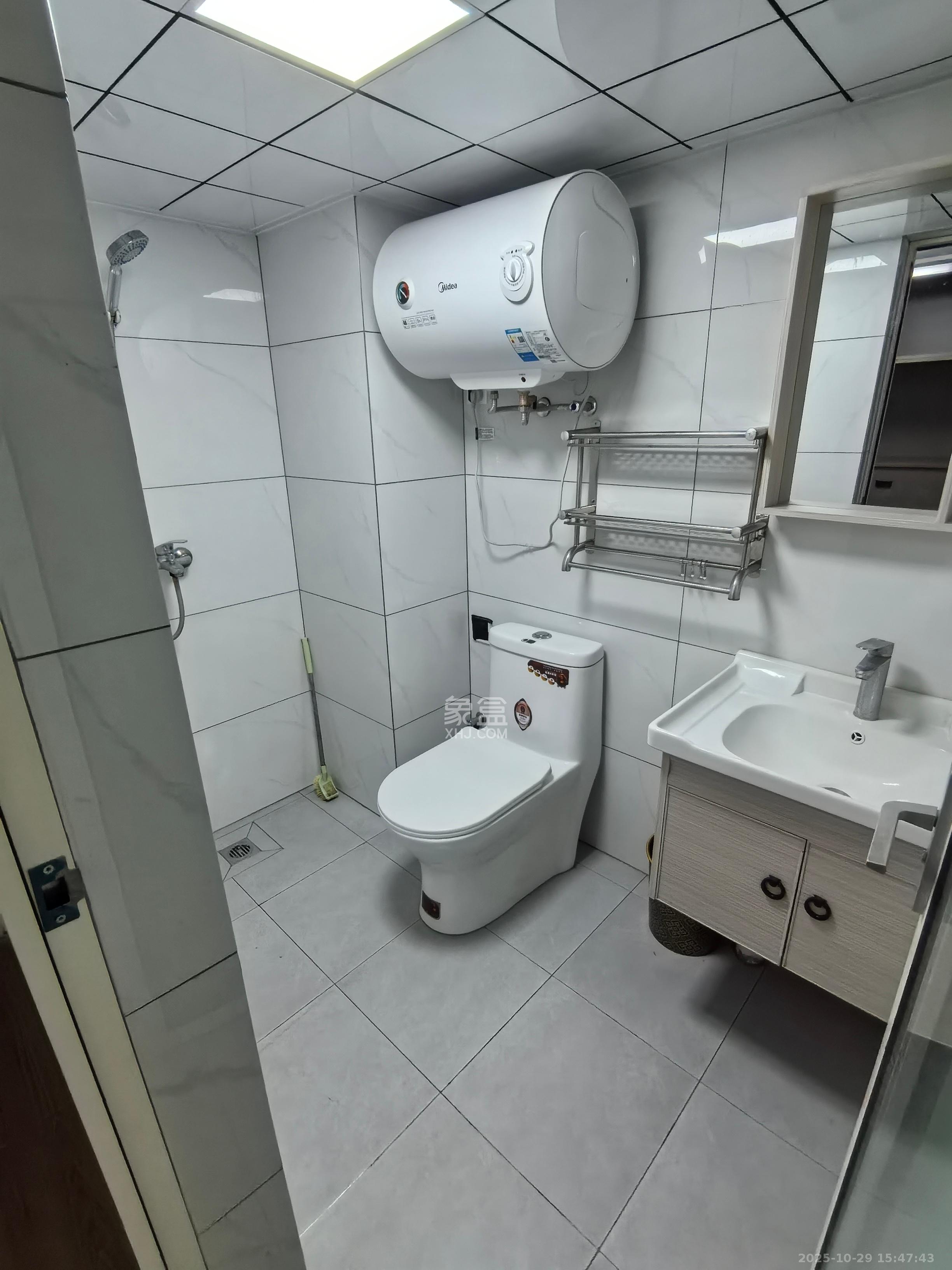 新城悦隽公园  1室0厅0卫    1500.0元/月 新城悦隽公园  1室0厅0卫    1500.0元/月室内图