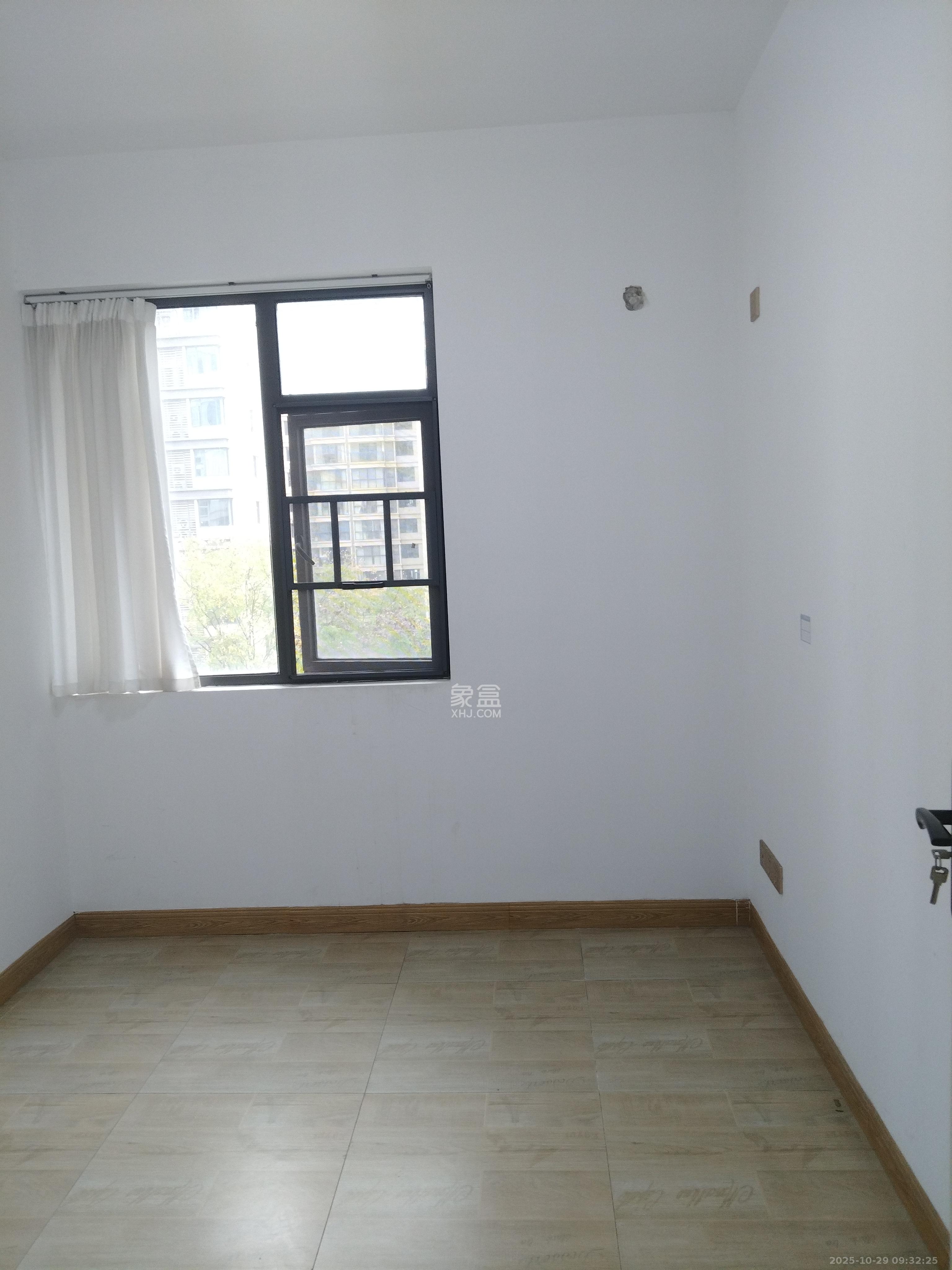 福天藏郡院子  4室2厅2卫    1900.0元/月 福天藏郡院子  4室2厅2卫    1900.0元/月室内图