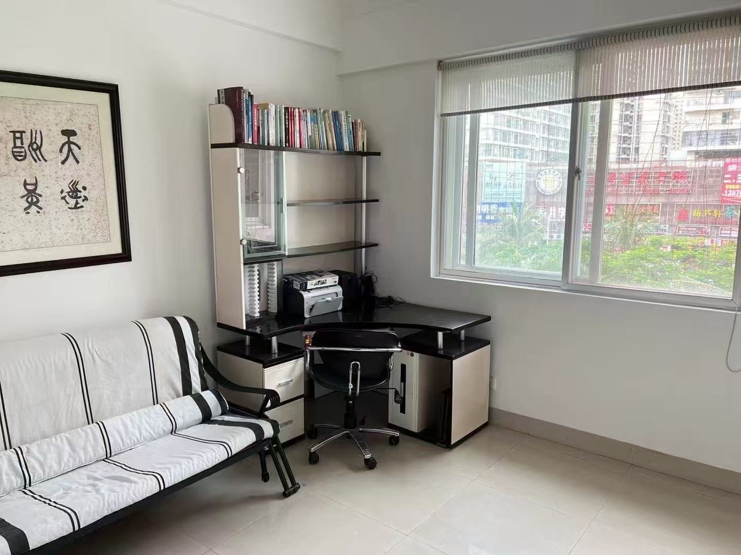 滨海茗苑 3室2厅2卫 2600.0元/月 滨海茗苑 3室2厅2卫 2600.0元/月室内图