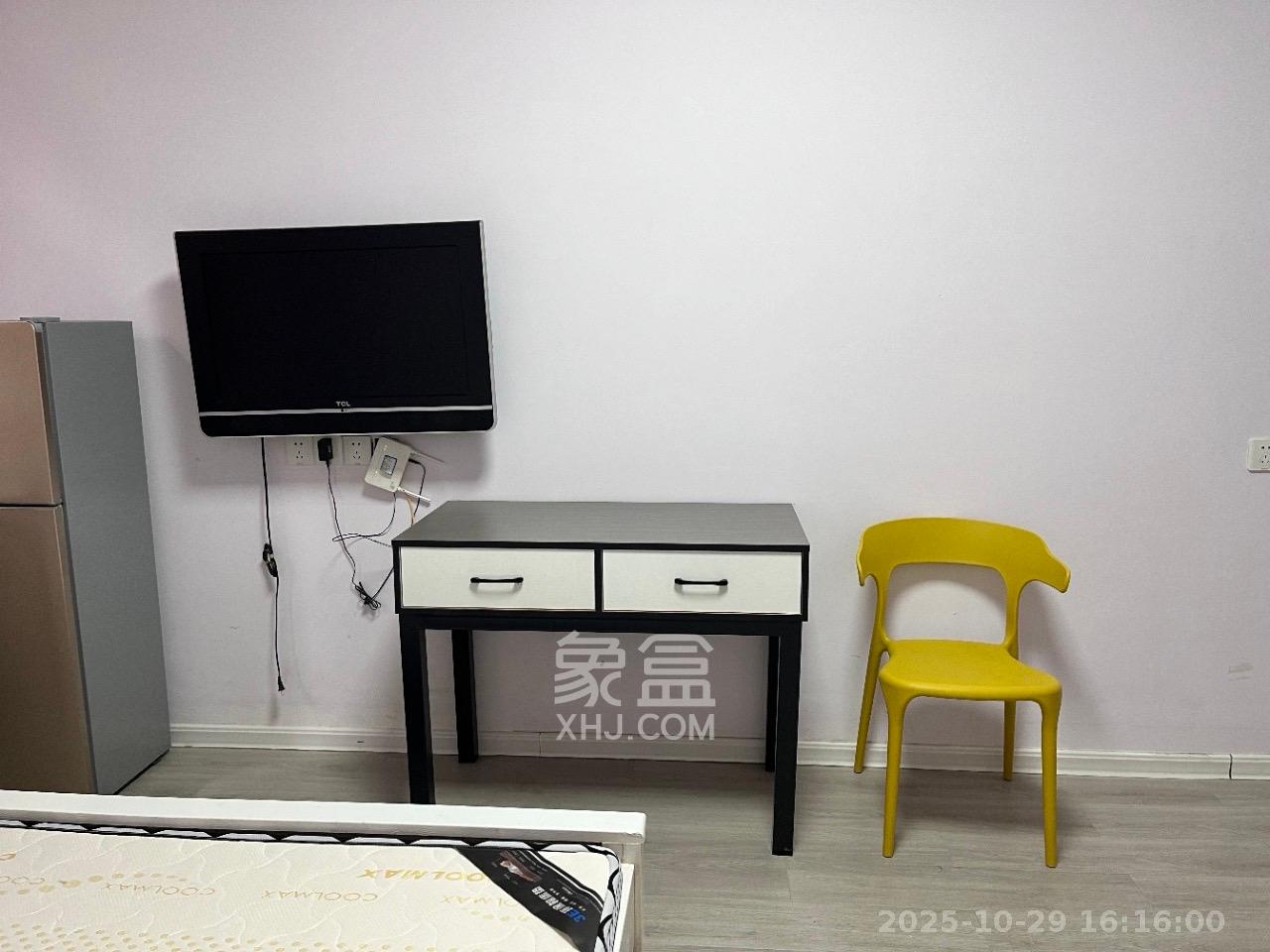 省气象局宿舍  1室1厅1卫    1000.0元/月 省气象局宿舍  1室1厅1卫    1000.0元/月室内图