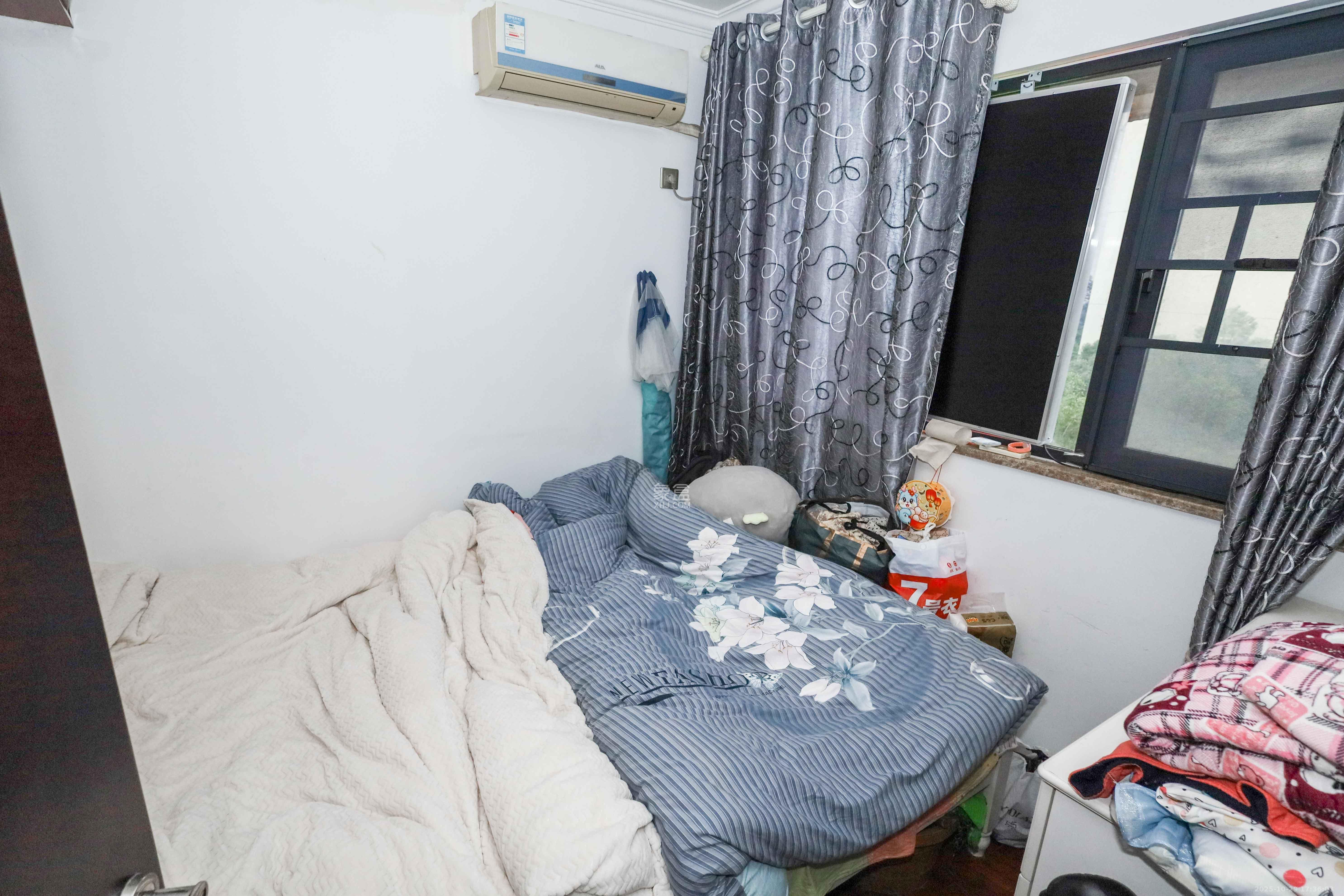 好莱城(弘德西街)  2室2厅1卫    1900.0元/月 好莱城(弘德西街)  2室2厅1卫    1900.0元/月室内图