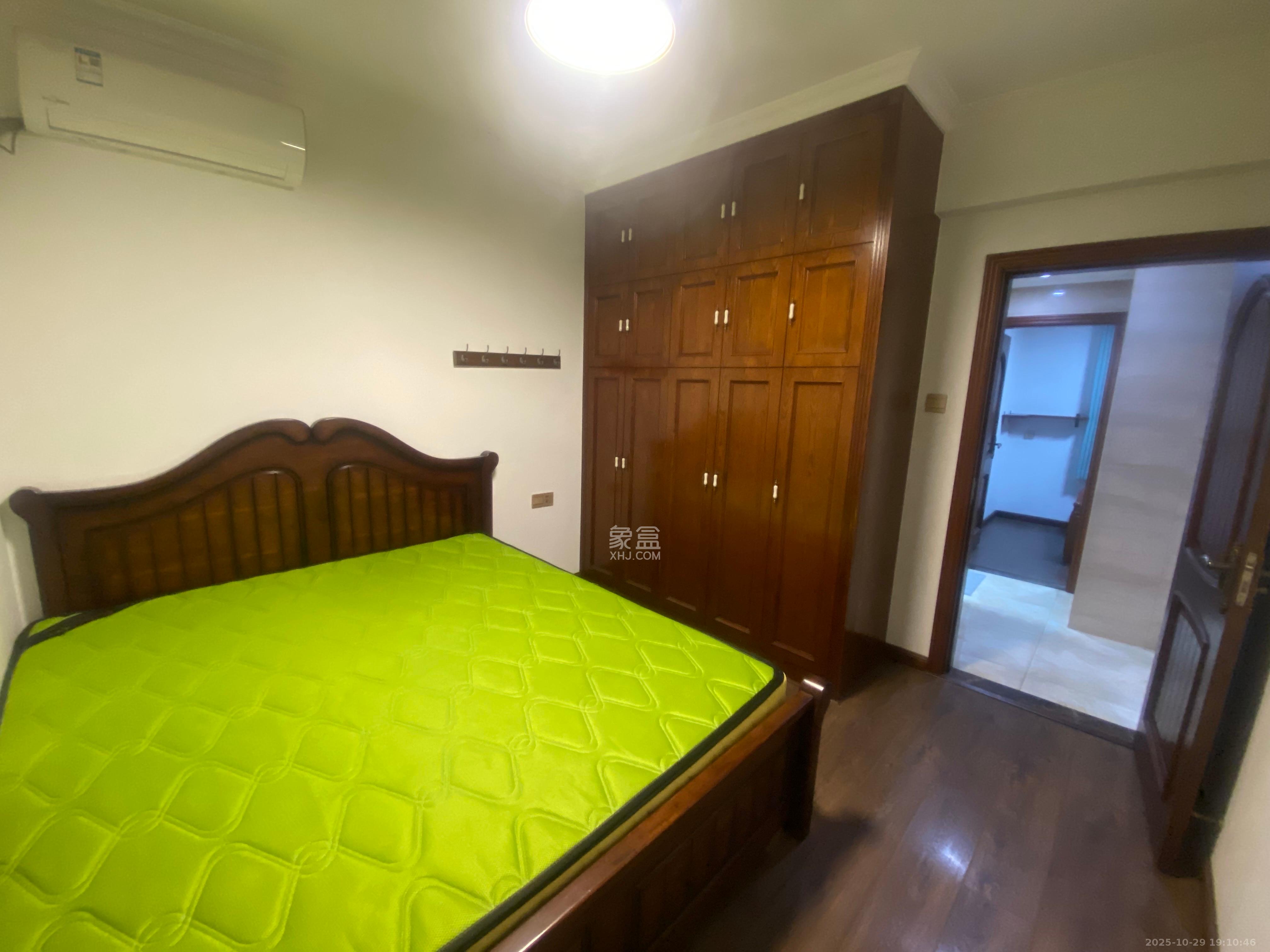 钱隆世家  2室2厅1卫    2000.0元/月室内图