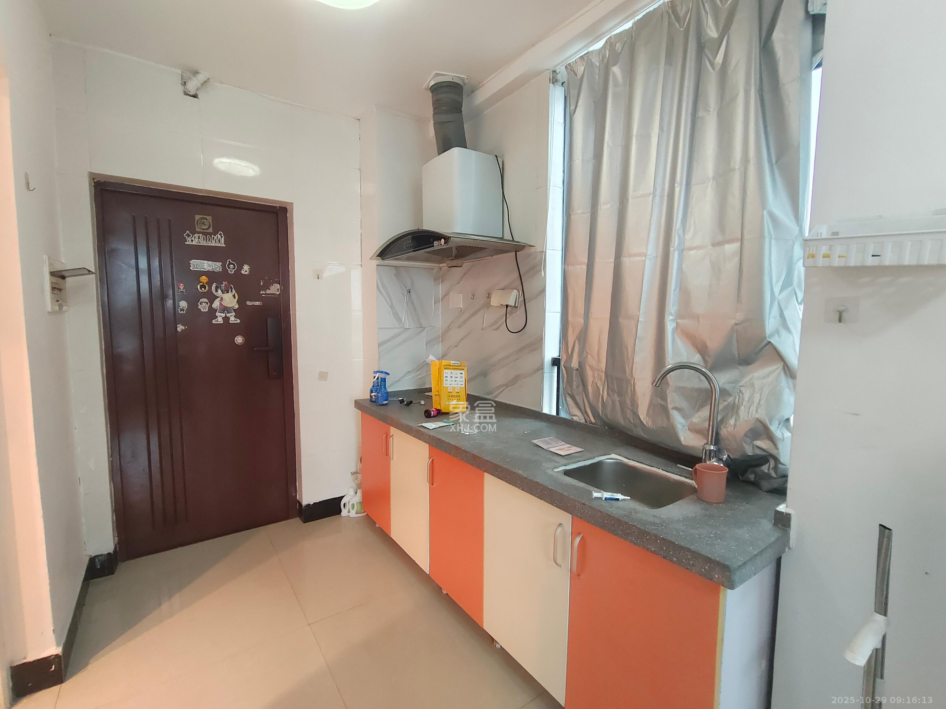 融圣国际  1室1厅1卫    1700.0元/月室内图