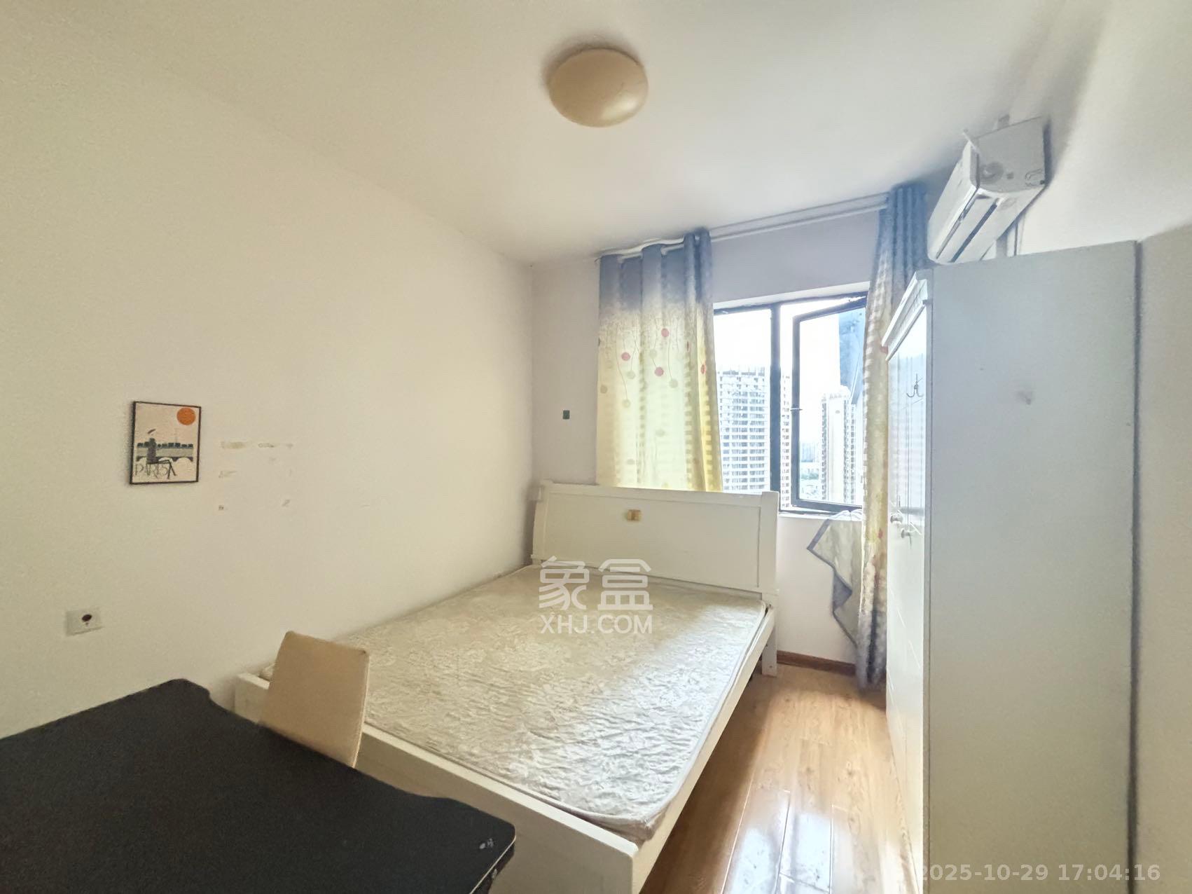 中南红领邦(红星嘉和苑) 3室2厅1卫 1800.0元/月 中南红领邦(红星嘉和苑) 3室2厅1卫 1800.0元/月室内图