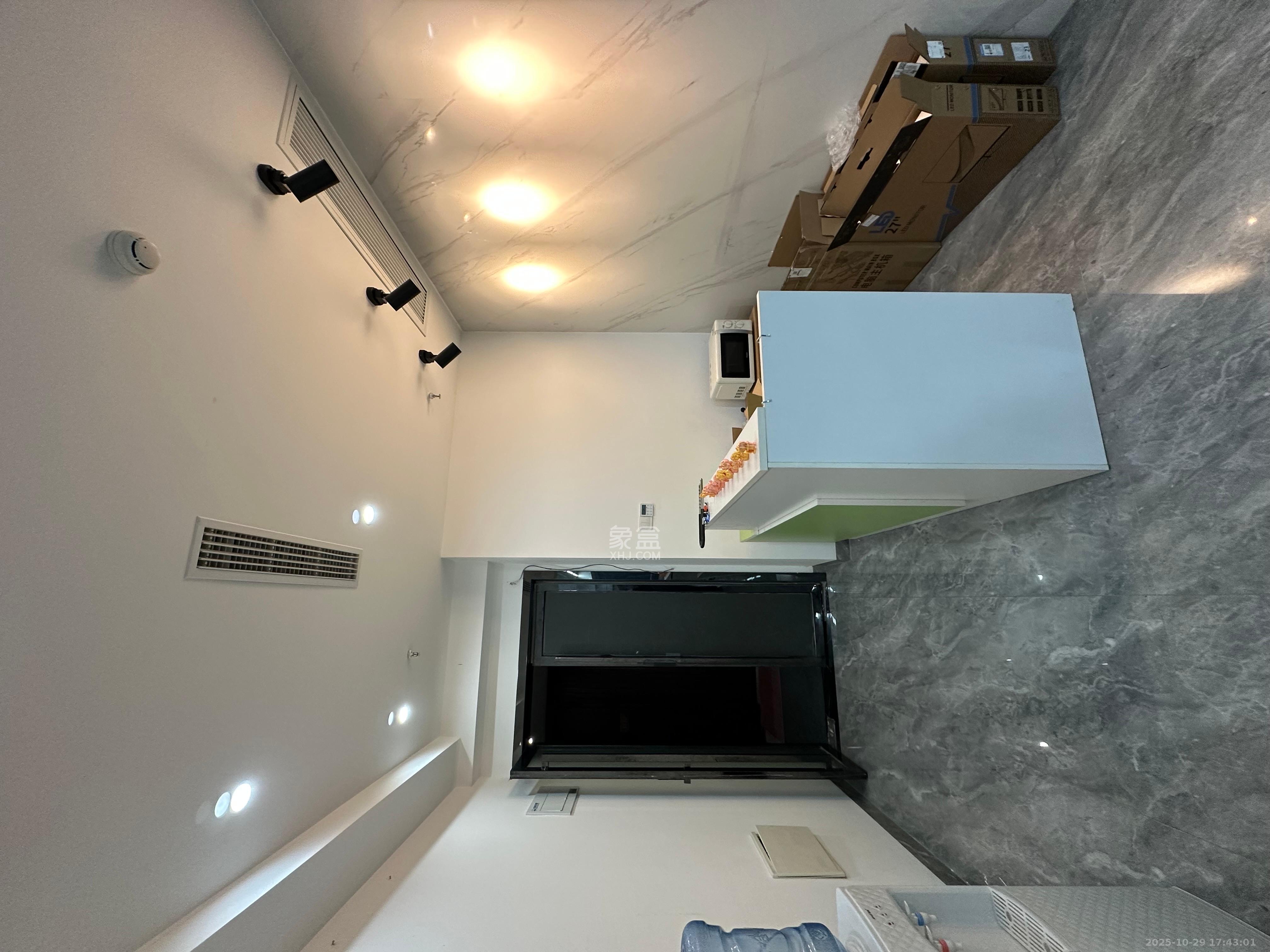 北辰三角洲A3区北辰国荟   130.0㎡      7500.0元/月室内图