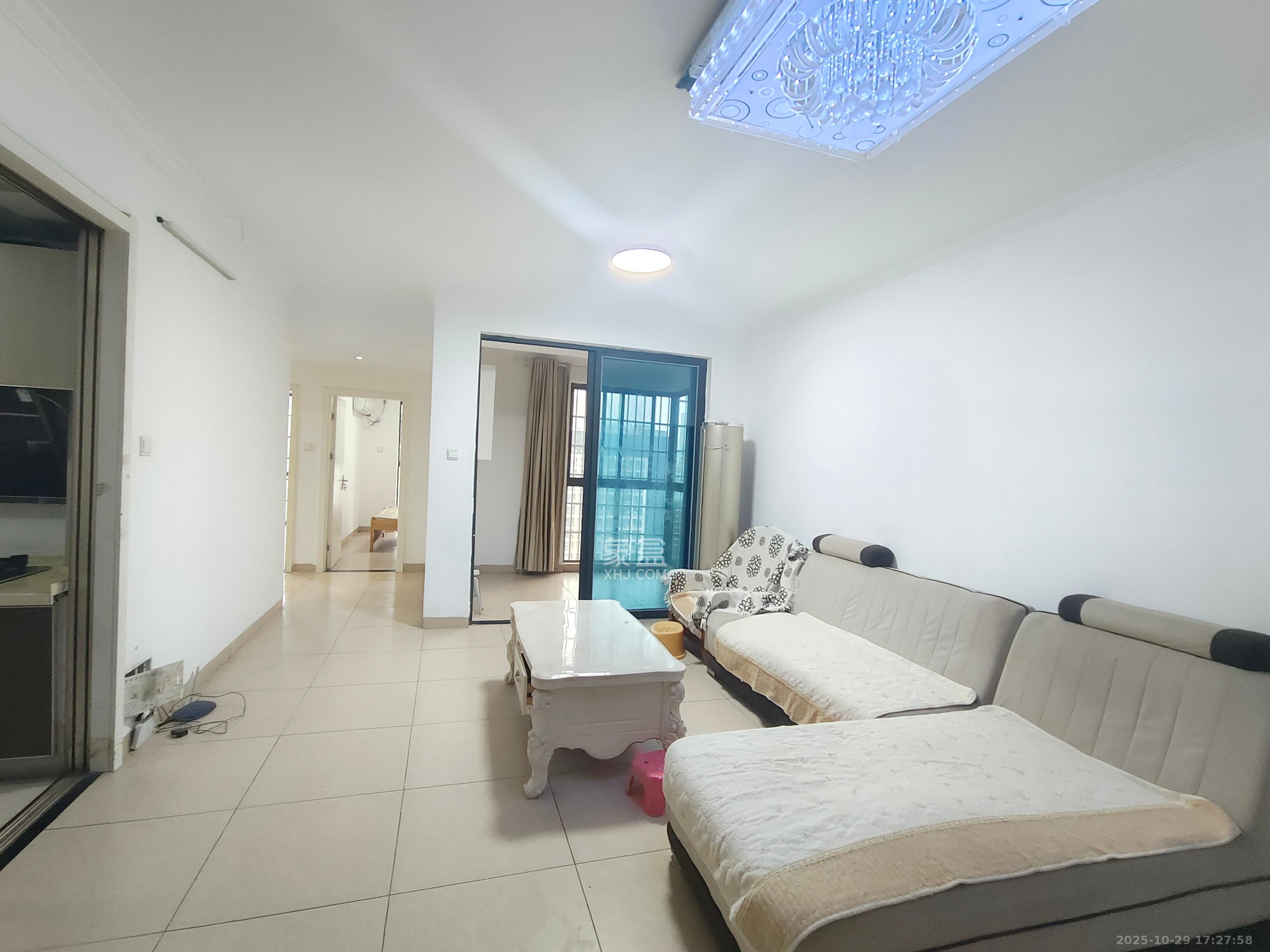 凯通国际城(凯通朝庭)  2室1厅1卫    2500.0元/月 凯通国际城(凯通朝庭)  2室1厅1卫    2500.0元/月室内图