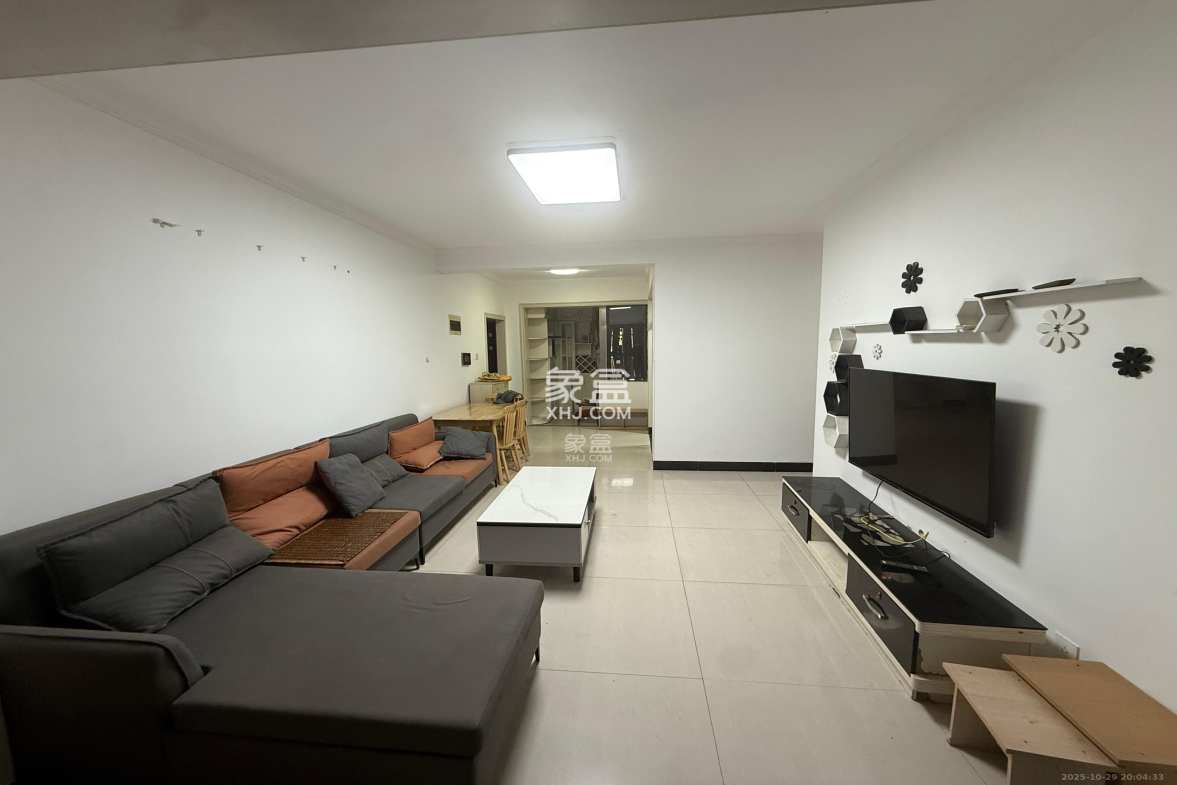 七里香榭 3室2厅1卫 1800.0元/月 七里香榭 3室2厅1卫 1800.0元/月室内图