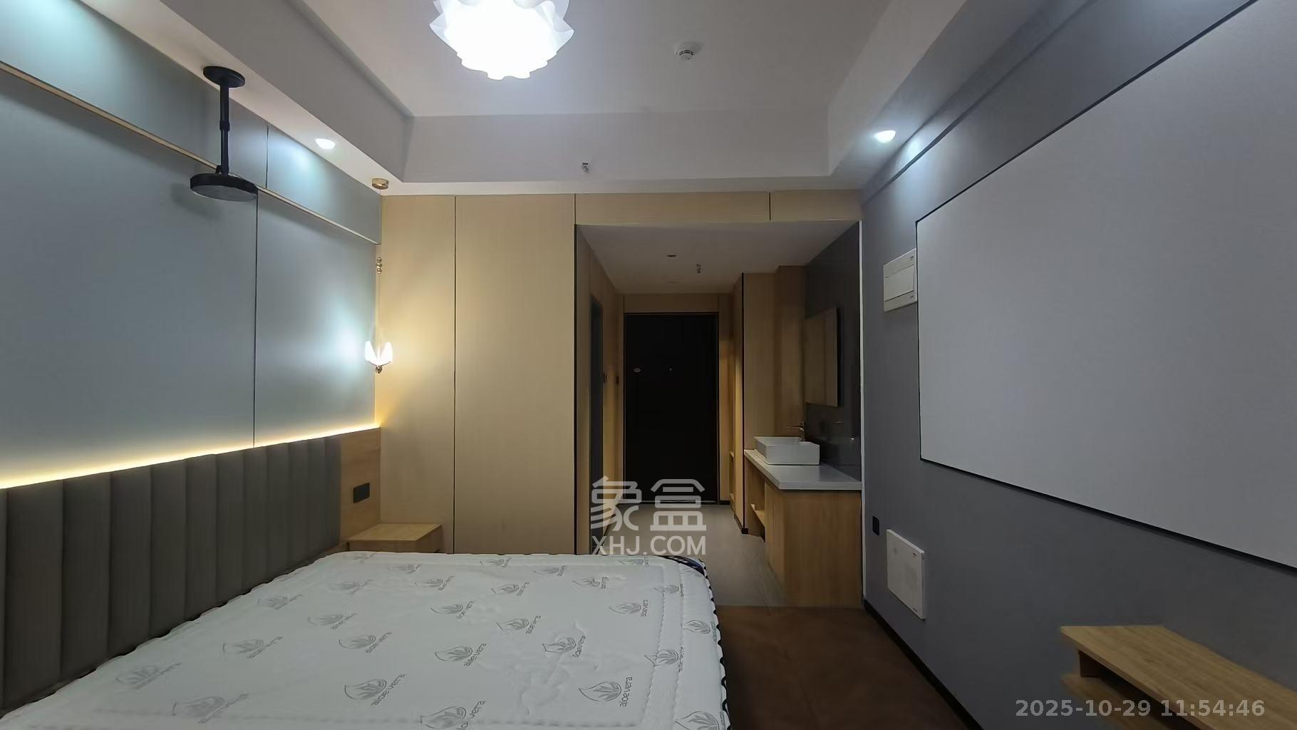 华润置地中心  1室1厅1卫    2500.0元/月 华润置地中心  1室1厅1卫    2500.0元/月室内图