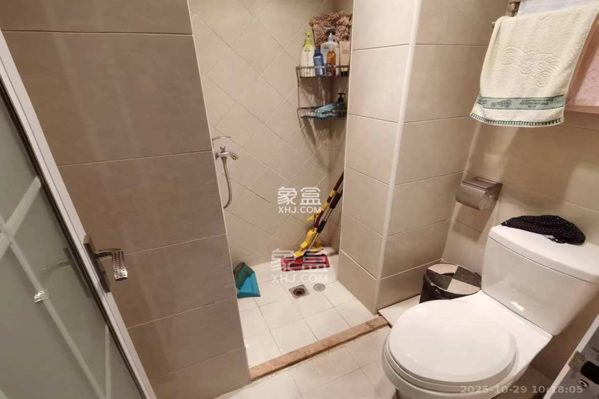 西子一间 2室1厅1卫 2300.0元/月 西子一间 2室1厅1卫 2300.0元/月室内图