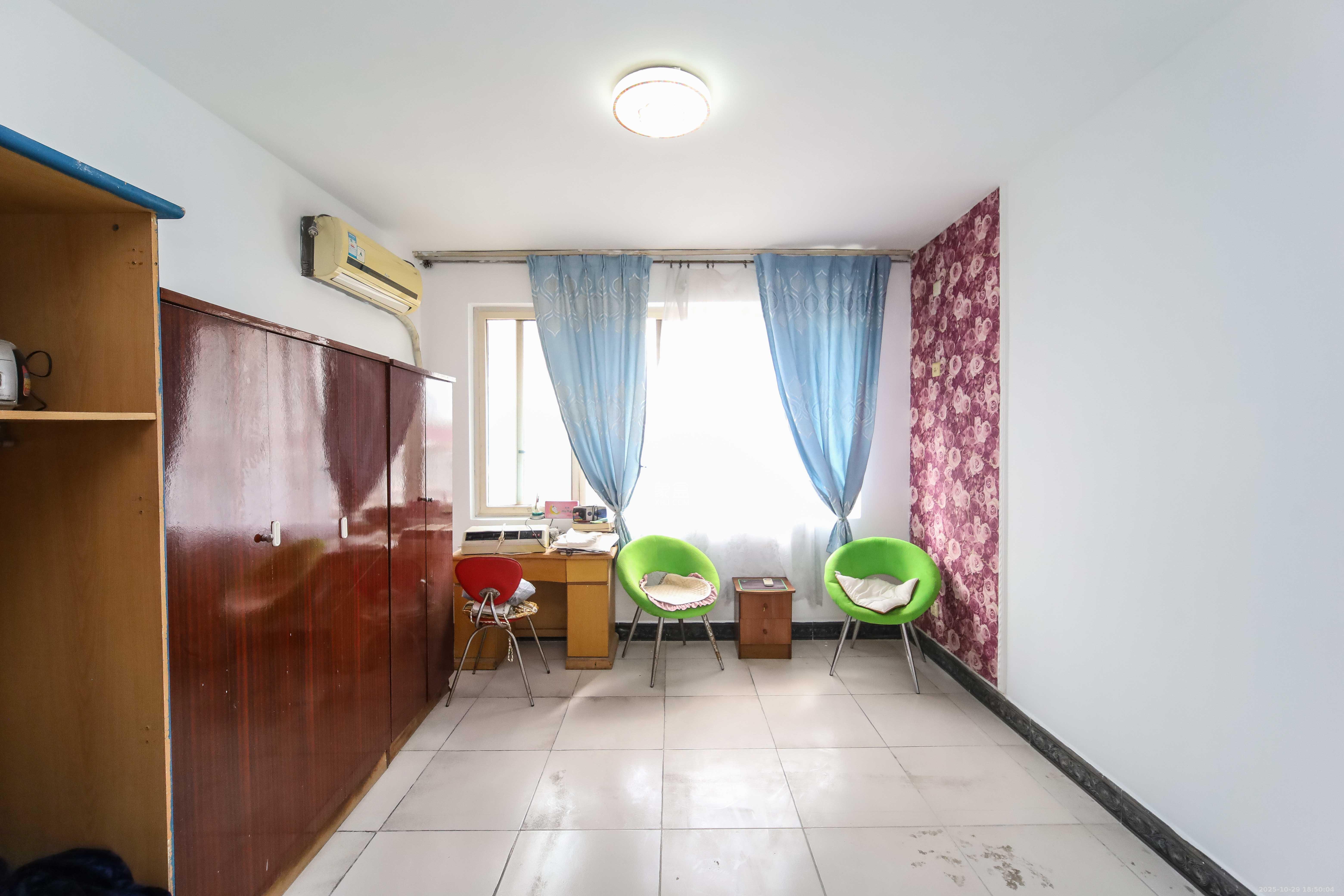 德政园  3室2厅1卫    45.8万 德政园  3室2厅1卫    45.8万卧室