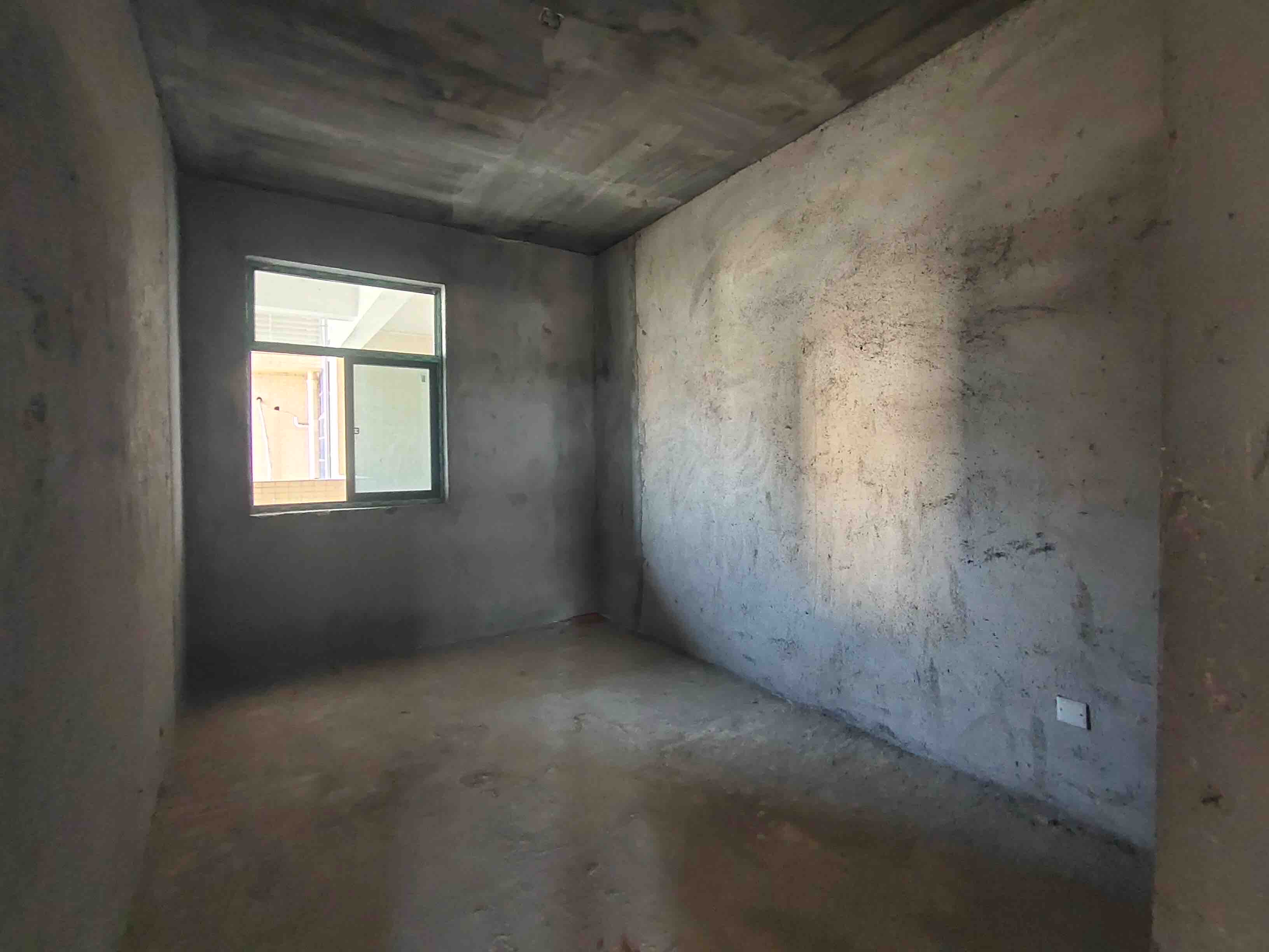 龙源华城  3室2厅2卫    66.8万 龙源华城  3室2厅2卫    66.8万卧室