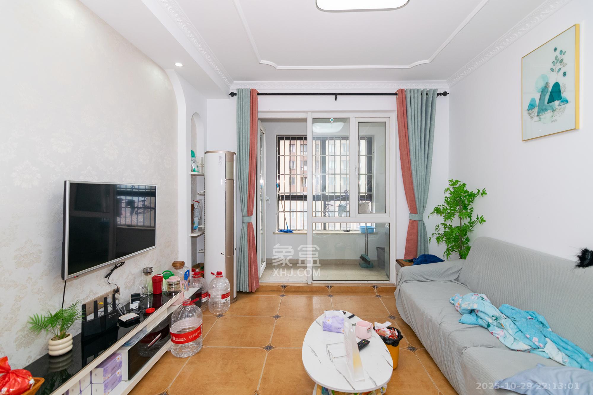 金地三千府（金地湖山樾、金地自在城）  2室2厅1卫    49.0万