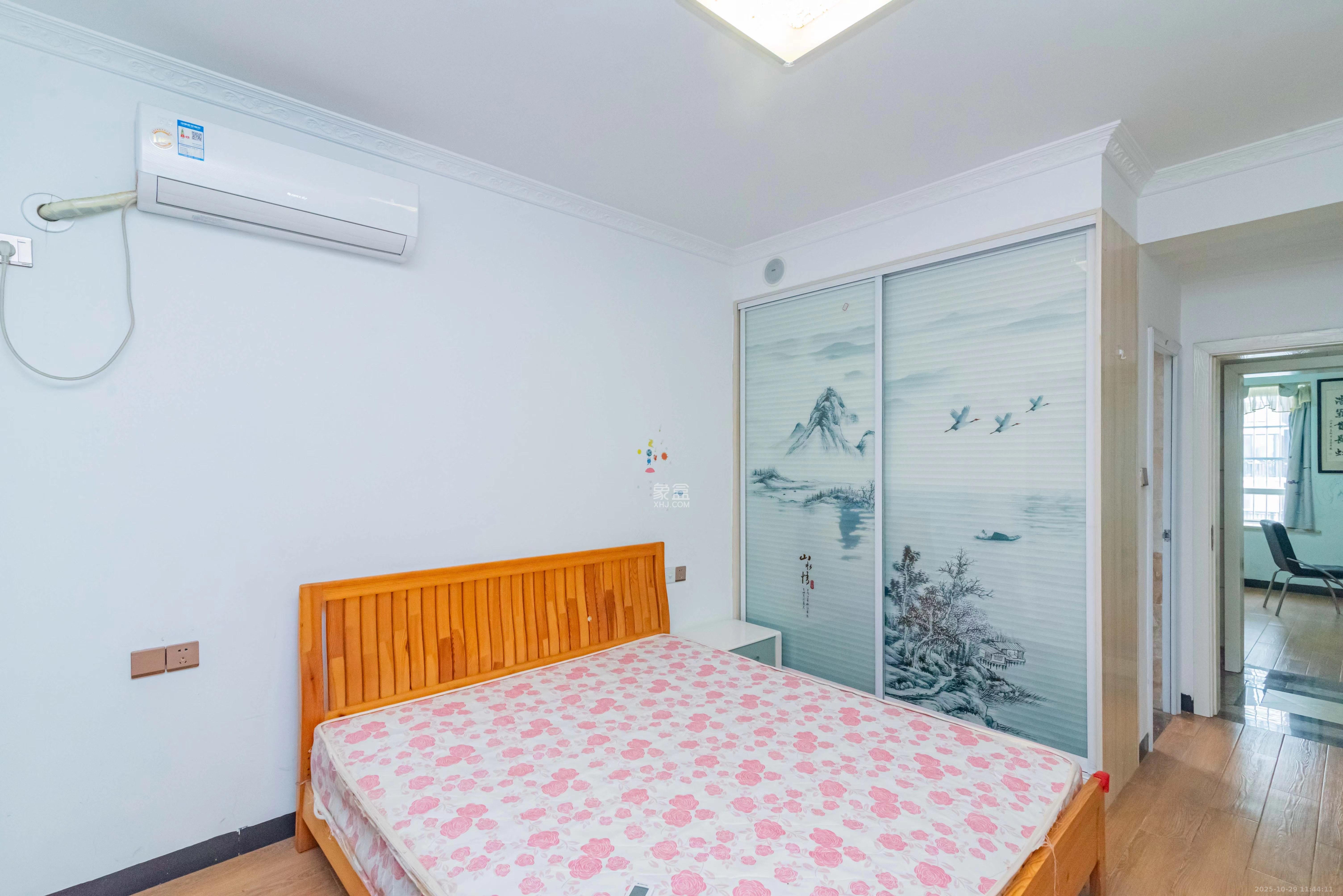 学府华庭  3室2厅2卫    3200.0元/月室内图