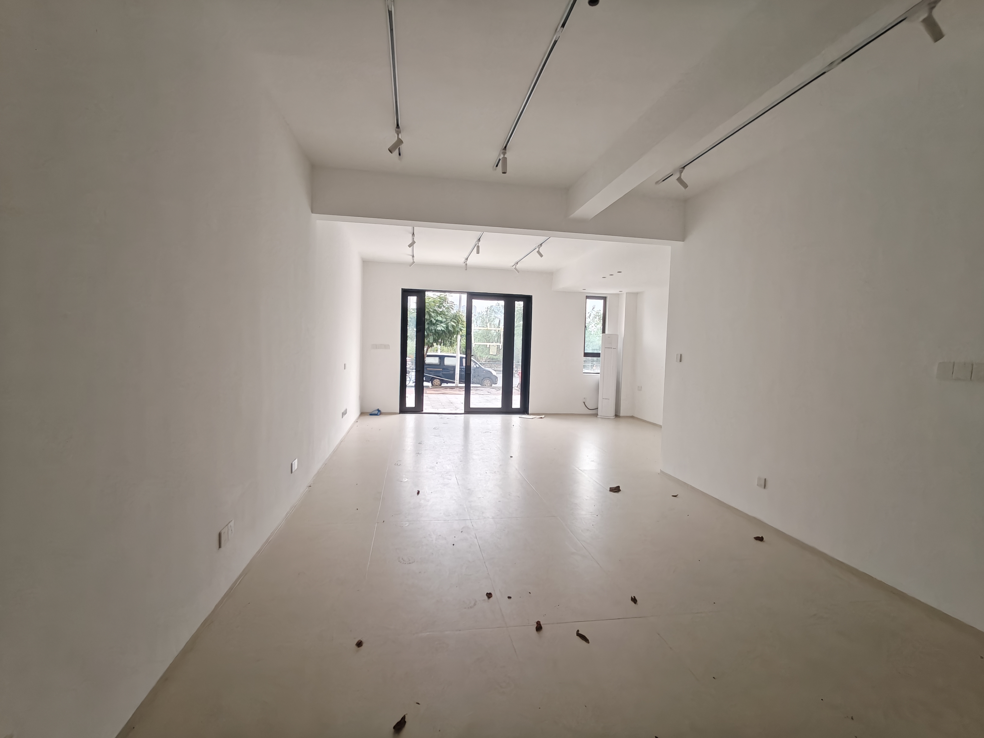 中海锦城 3室3厅3卫 13500.0元/月 中海锦城 3室3厅3卫 13500.0元/月室内图