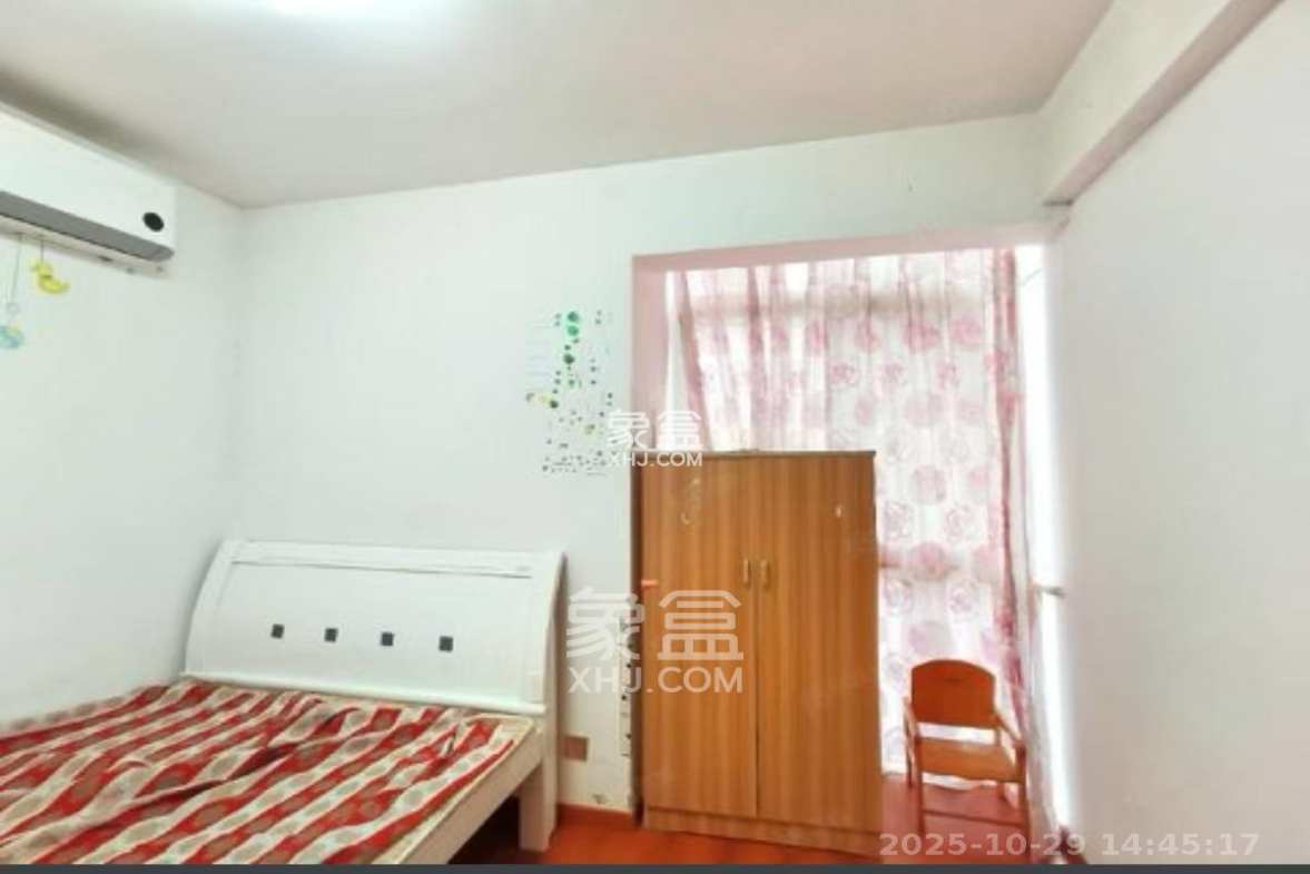 山语城一期  2室2厅1卫    1600.0元/月 山语城一期  2室2厅1卫    1600.0元/月室内图