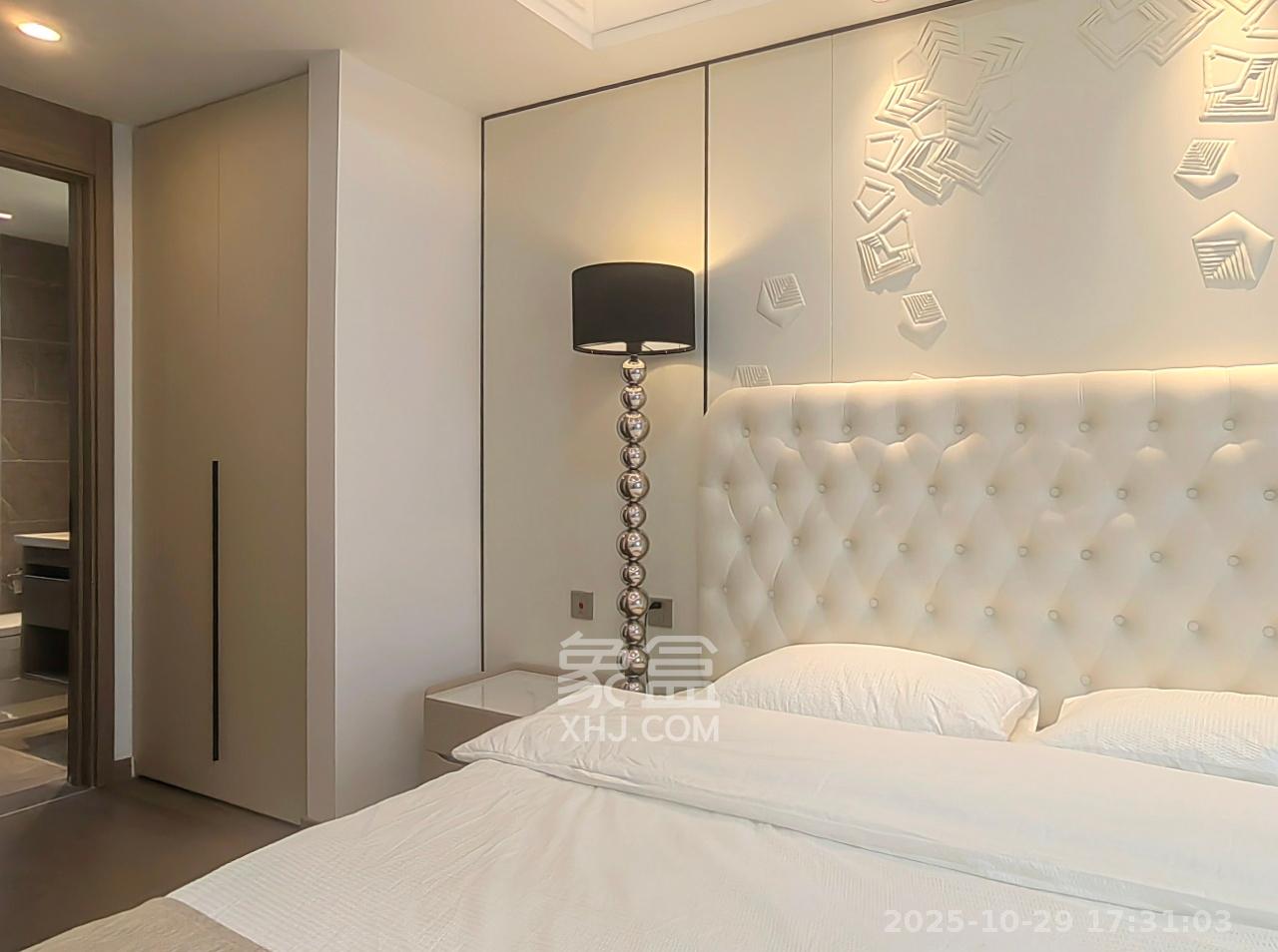 东原麓印长江A区  4室2厅2卫    4500.0元/月室内图