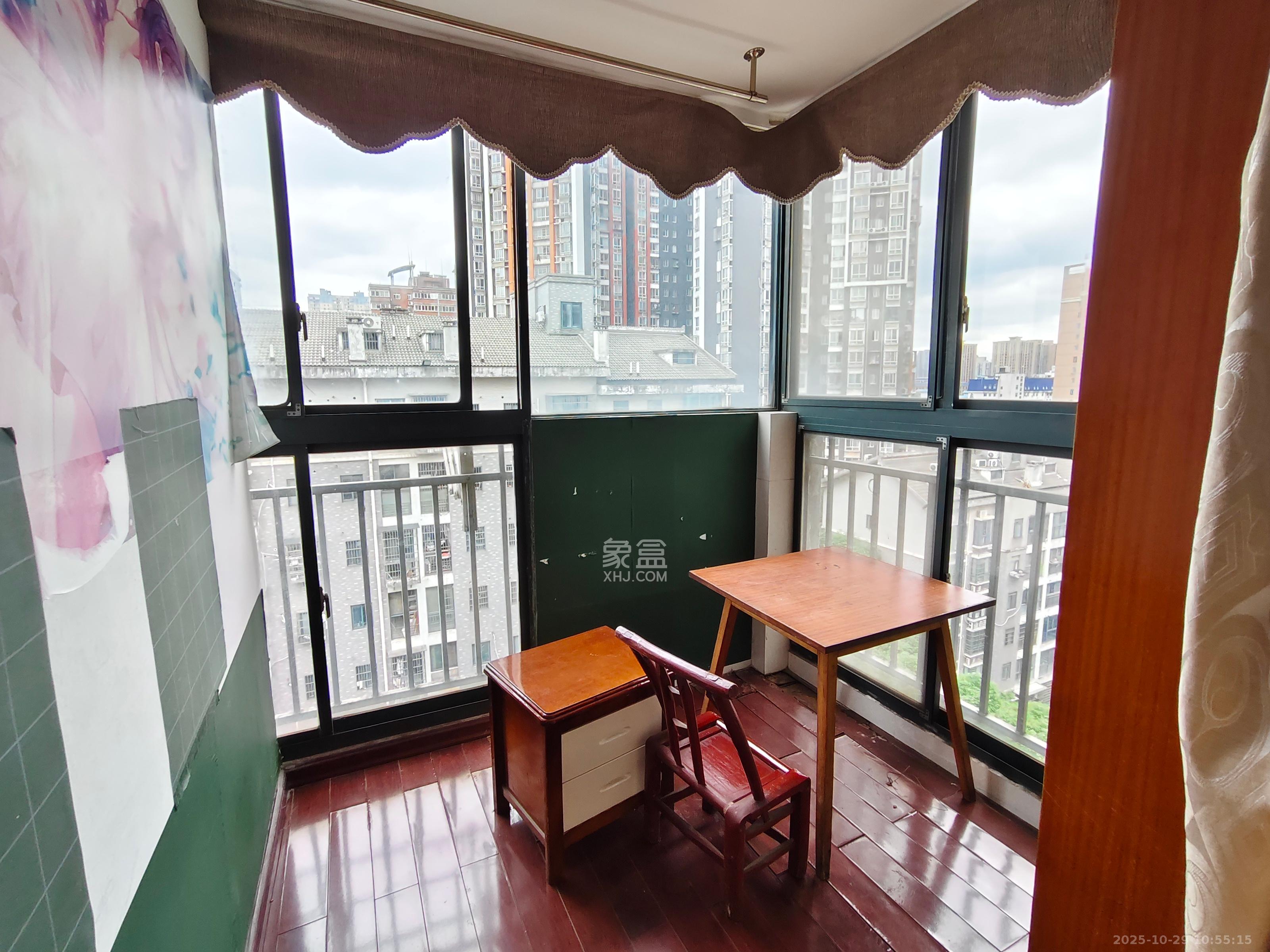 浏阳河畔家园  7室2厅2卫    3700.0元/月室内图