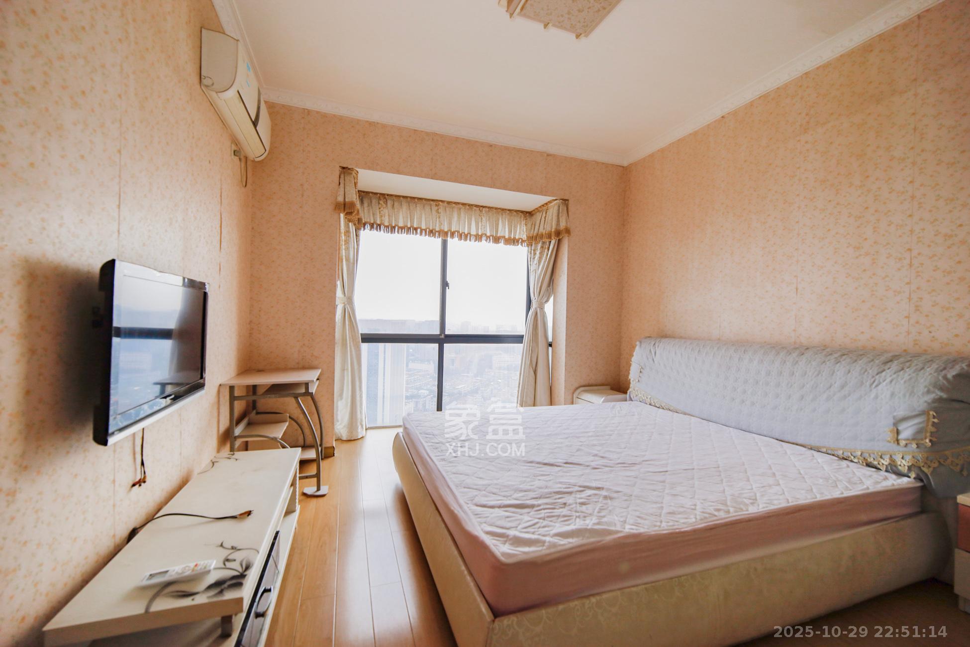 城南故事家园  1室1厅1卫    75.0万卧室