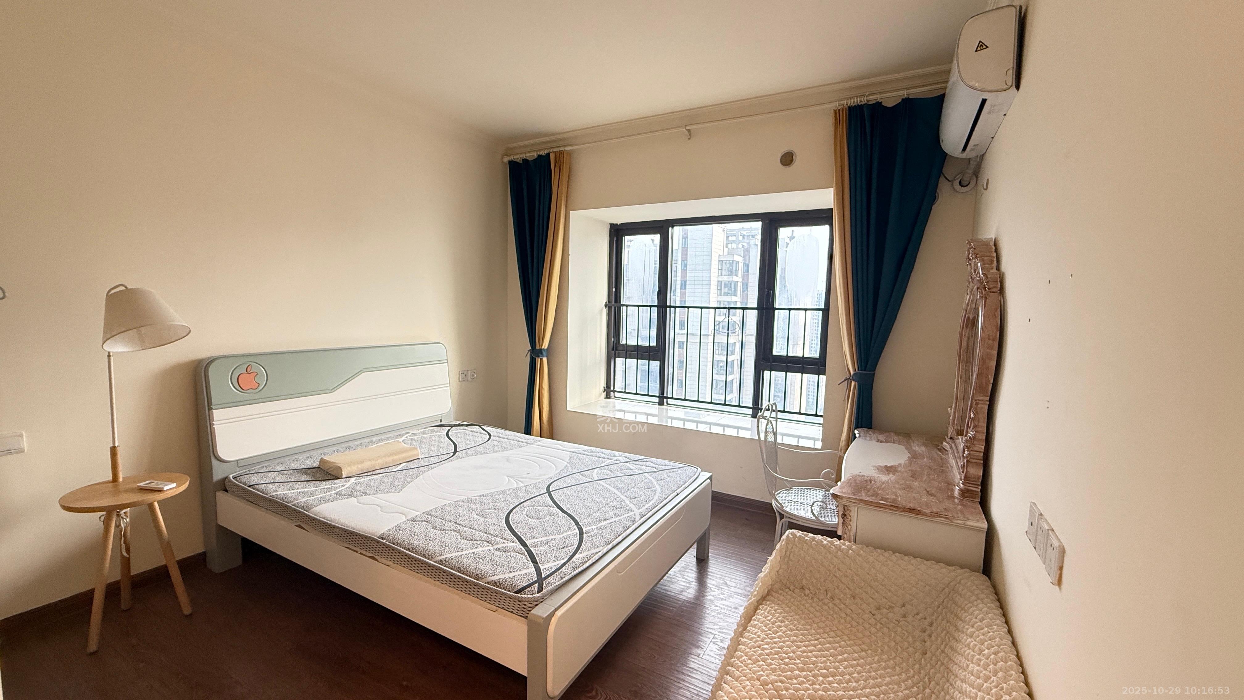 碧桂园大学印象一期  4室2厅1卫    2200.0元/月 碧桂园大学印象一期  4室2厅1卫    2200.0元/月室内图