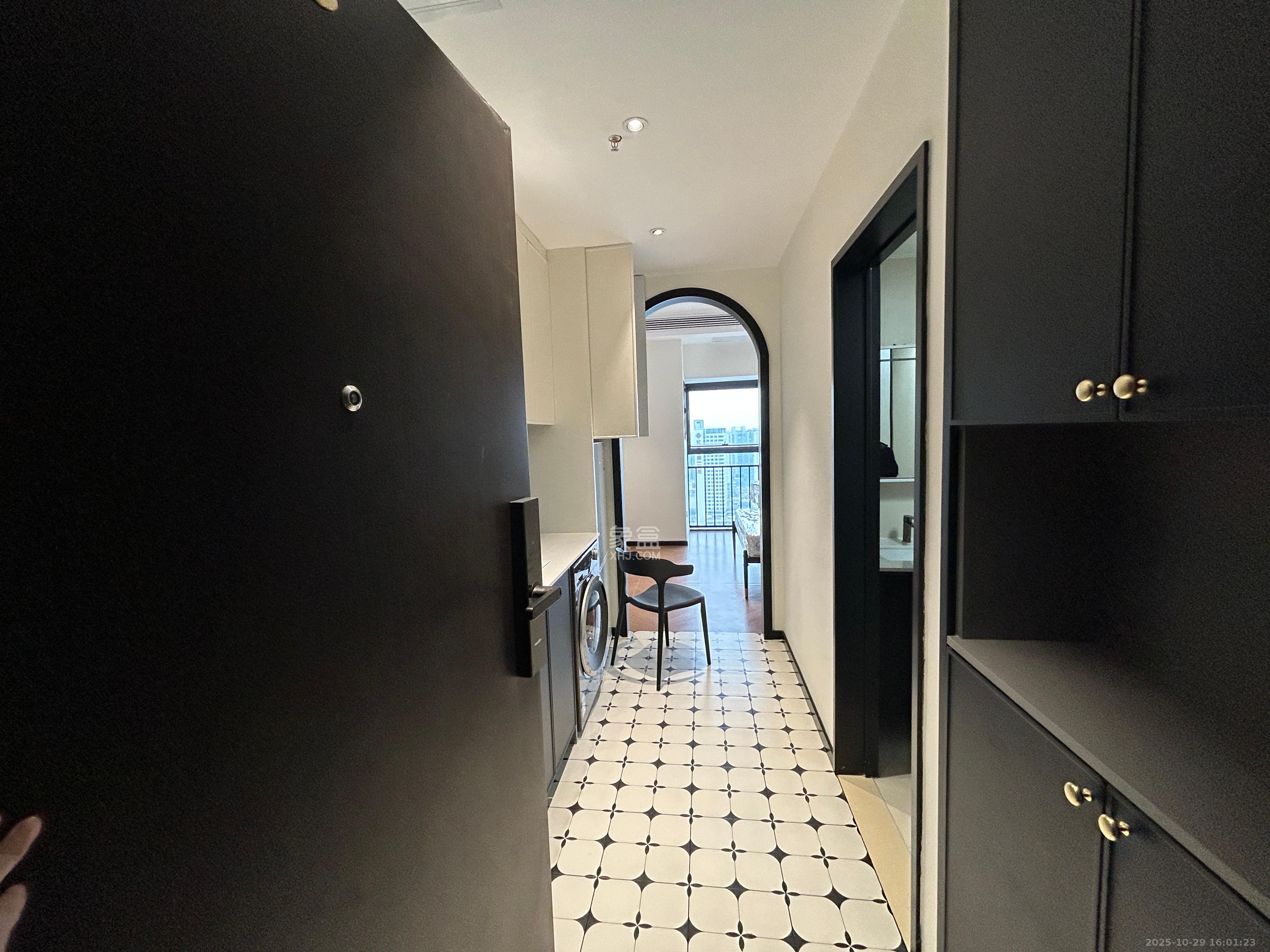 华润置地中心  1室1厅1卫    2600.0元/月室内图