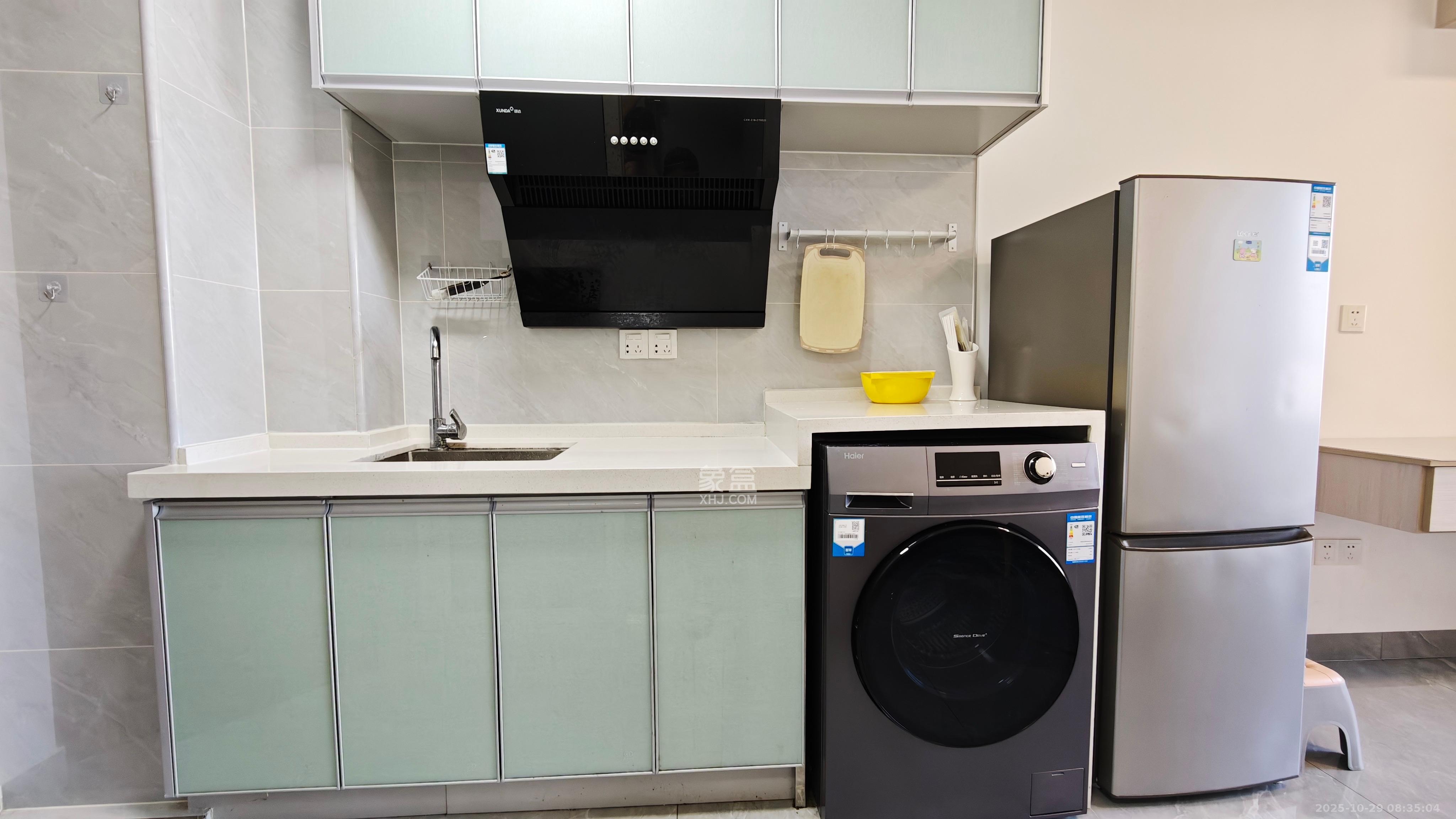 保利香槟国际 1室1厅1卫 1400.0元/月 保利香槟国际 1室1厅1卫 1400.0元/月室内图