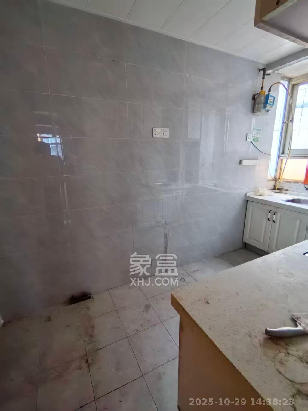 长沙市老干部休养所  4室2厅2卫    2000.0元/月 长沙市老干部休养所  4室2厅2卫    2000.0元/月室内图