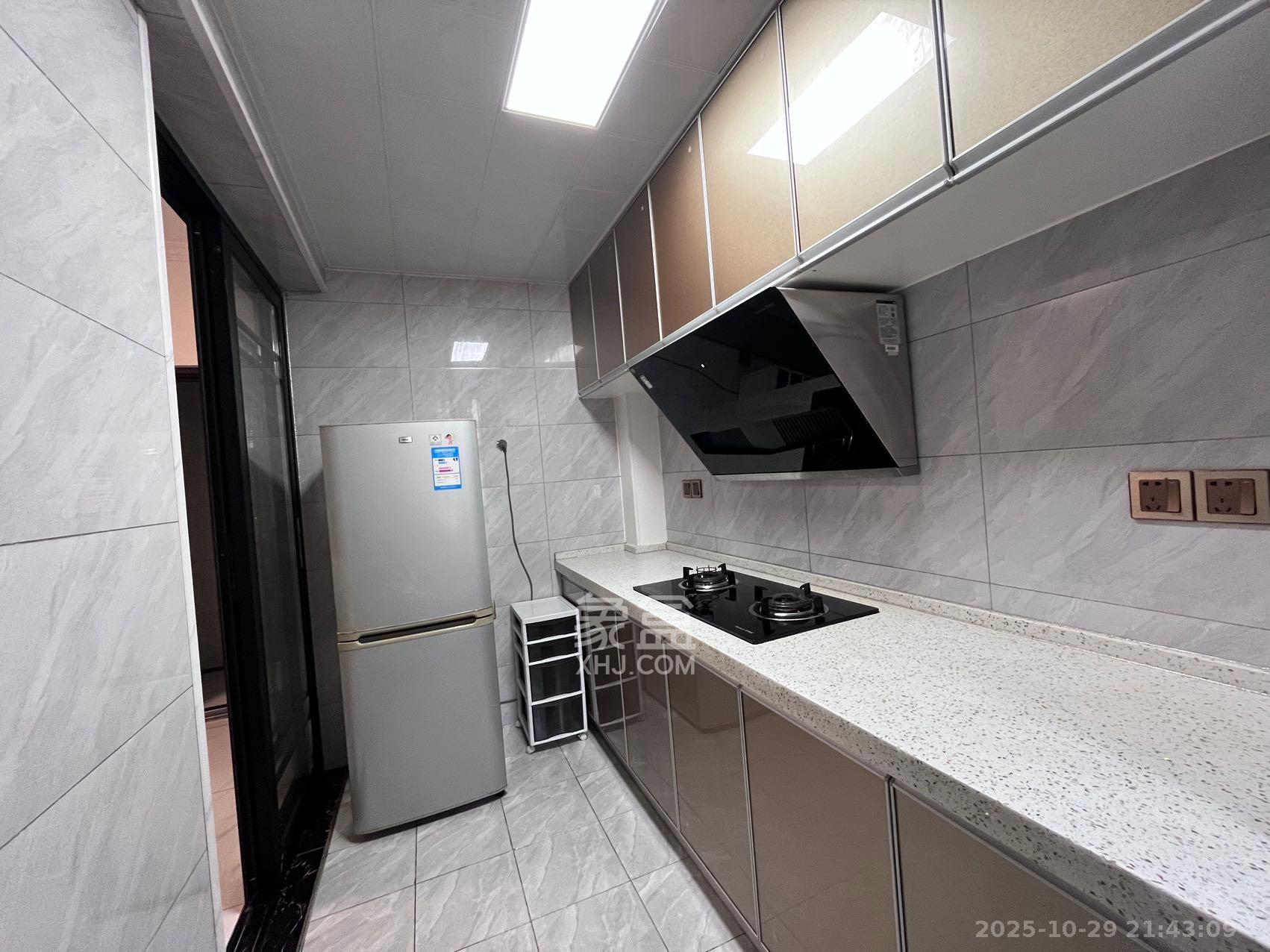 桥头家苑一期  1室1厅1卫    1200.0元/月 桥头家苑一期  1室1厅1卫    1200.0元/月室内图1